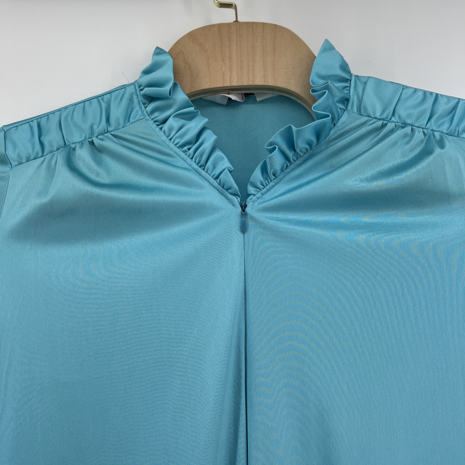 Vtg Vanity Fair Turquoise Long Sleeve Half Zip Ruffle Collar Women’s Robe Small