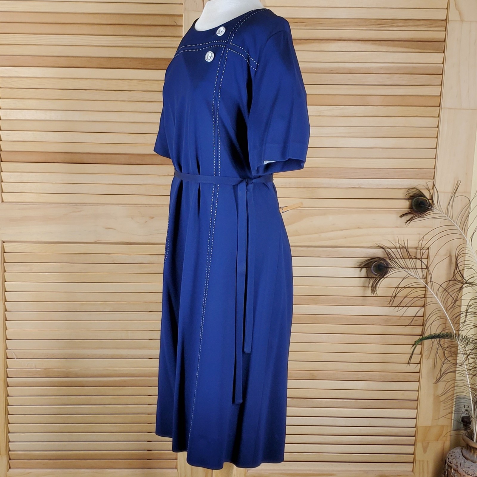 Vintage 60s dress shift navy blue Herbert Levy Chest 22 Hips 22 poly back zipper