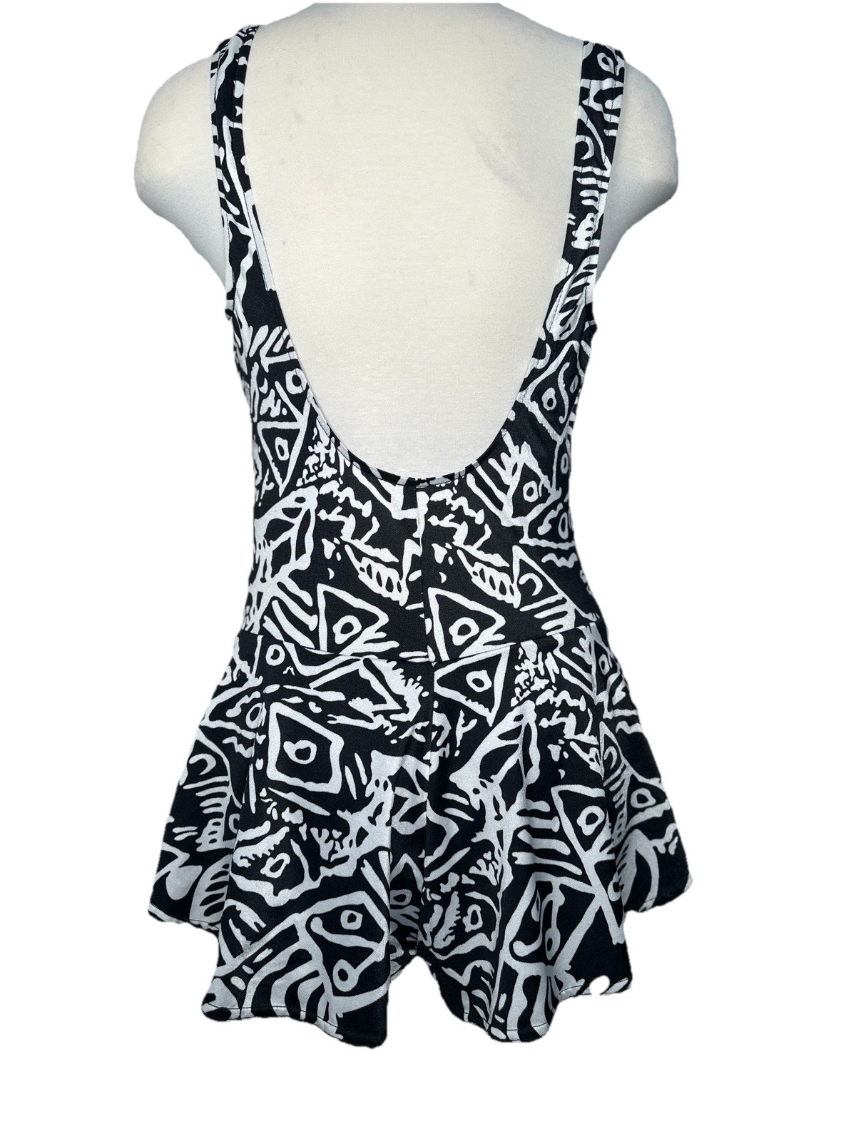 VTG 80s Black White Graphic Swimsuit Boyleg Playsuit Pacific Beach Club 14/M