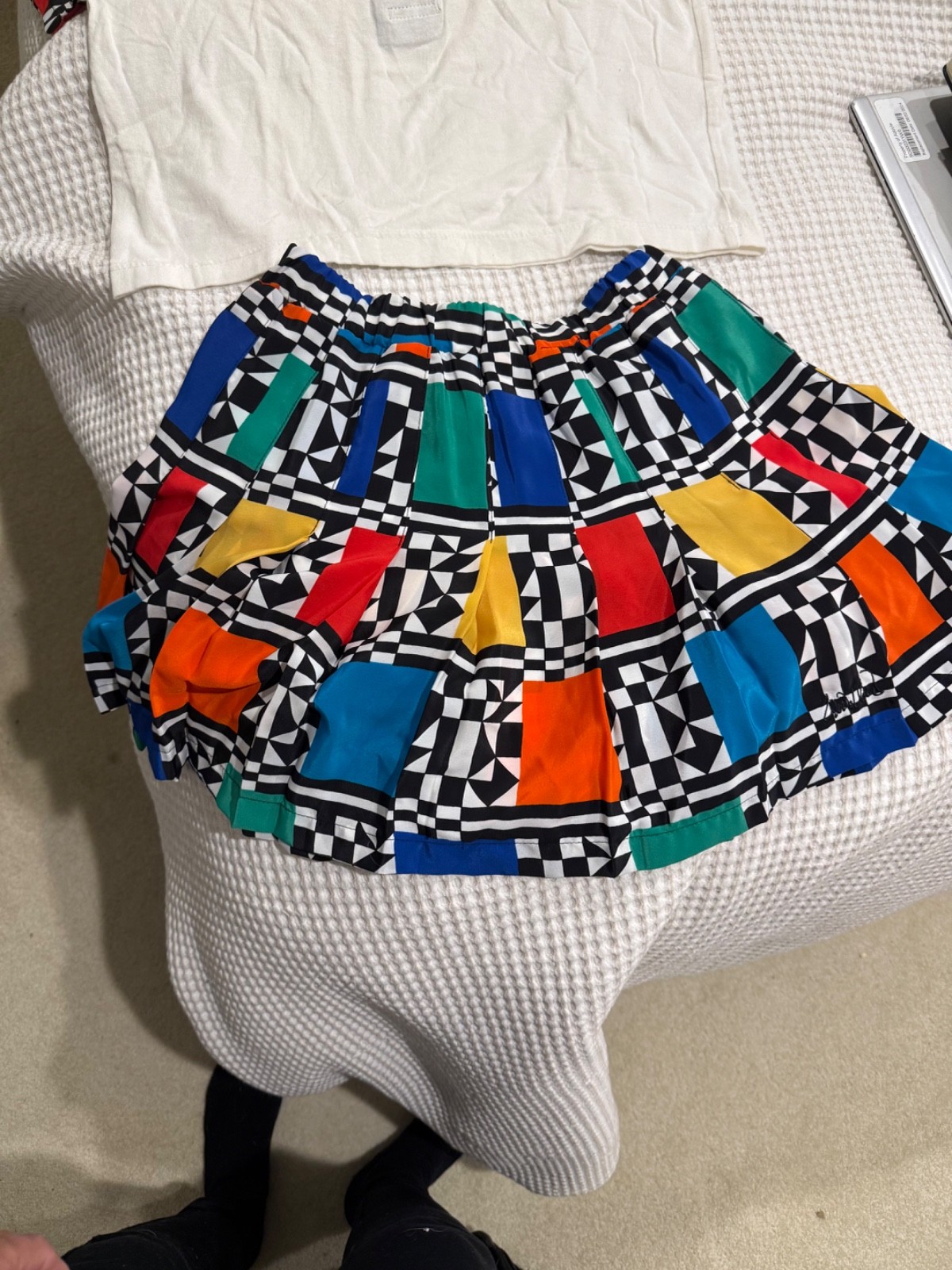 Vintage William Serbin Jacket, top and matching skirt. Size M and L. See details