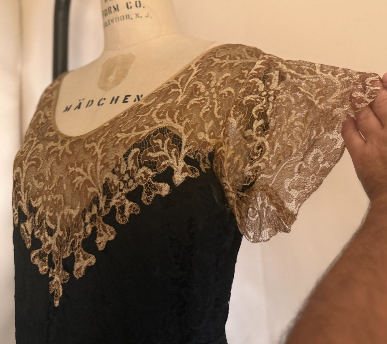 Vtg 1930s HOLLYWOOD DECO DRESS, 2 pc, ELABORATE ALENCON LACE w/ ILLUSION BODICE