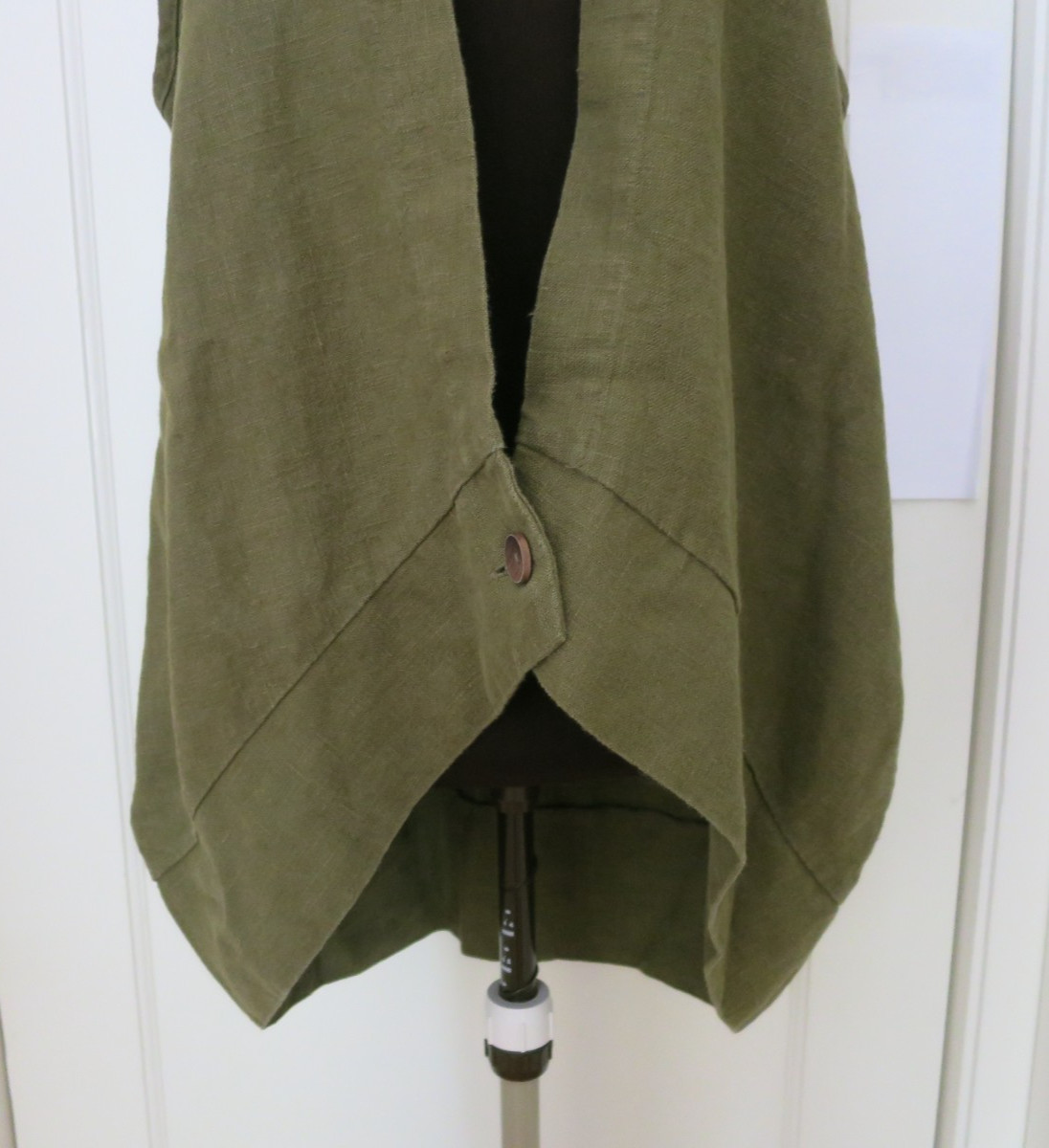 Yea Army Green Linen Oversize Asymmetric V Front Curve Back Hem Long Vest S M