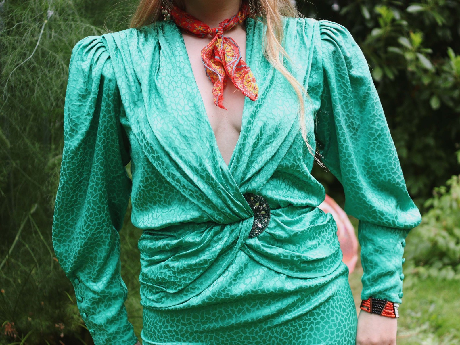 VTG 100% Silk Wrap Dress Francesca of Damon Starington Plunge Neck Judy Gemstone