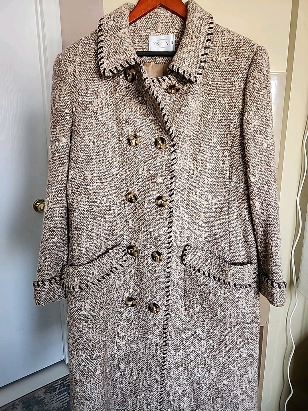Vintage Oscar de la Renta Wool Tweed Coat Double Breasted Belted Back