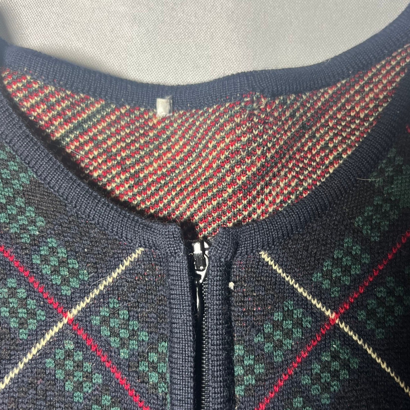 Vintage Talbots Made In Italy 100% Merino Wool Full Zip Plaid Sweater CA 23147
