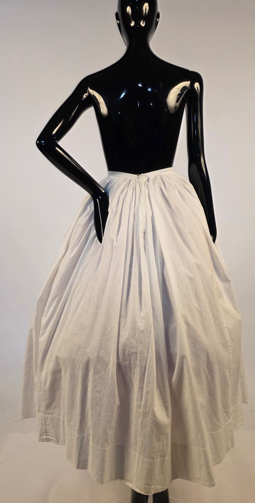 CIVIL WAR 1860’S WHITE COTTON SKIRT W FULL VOLUME