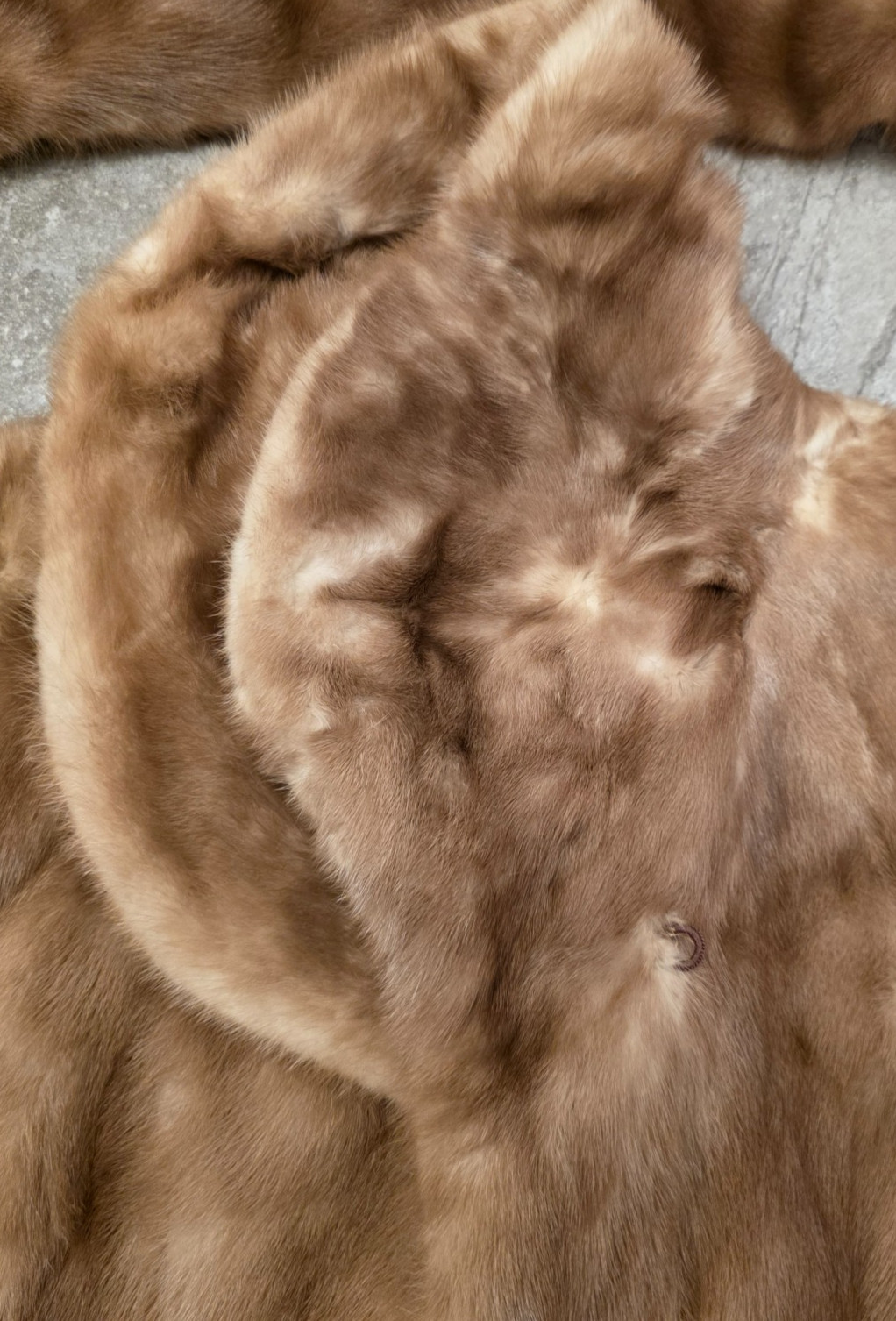 Vintage Mink Fur Stole Honey Brown vtg made in Paris 50’s vtg