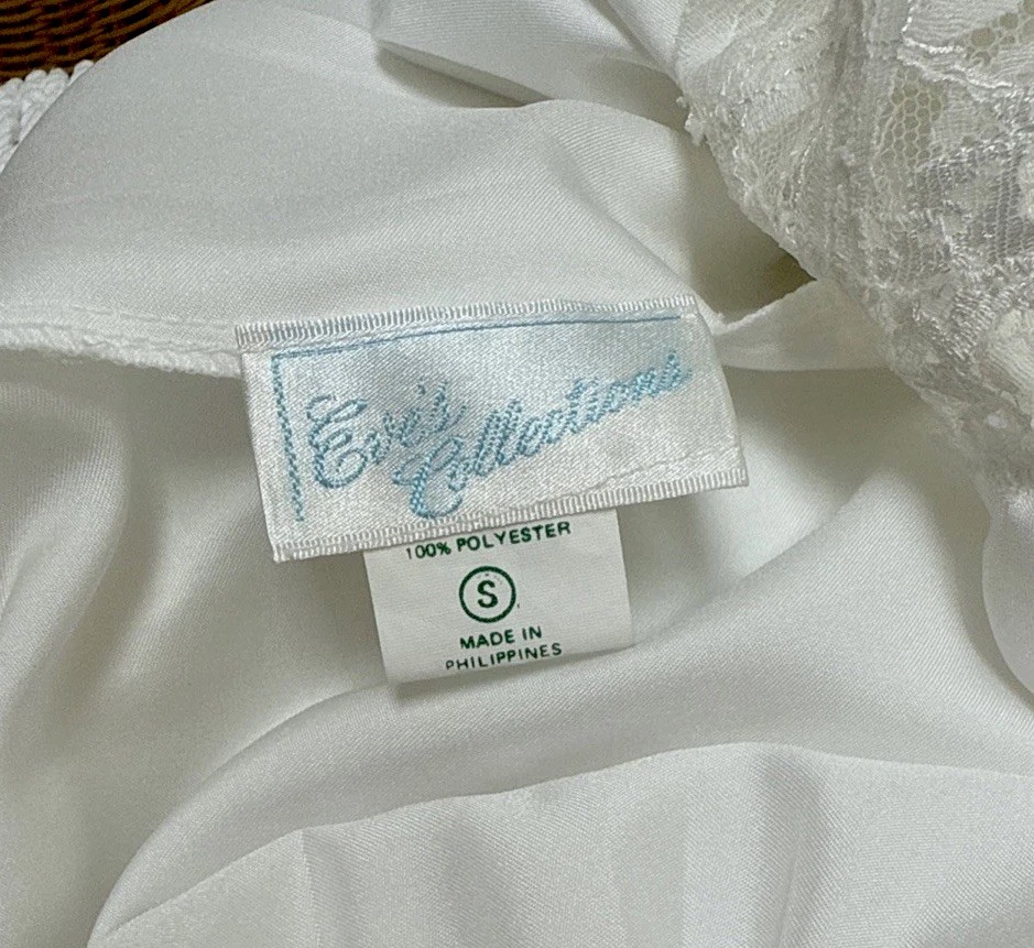 Gorgeous White Maxi Negligee Polyester Lace EVE’S COLLECTION NOS -Small