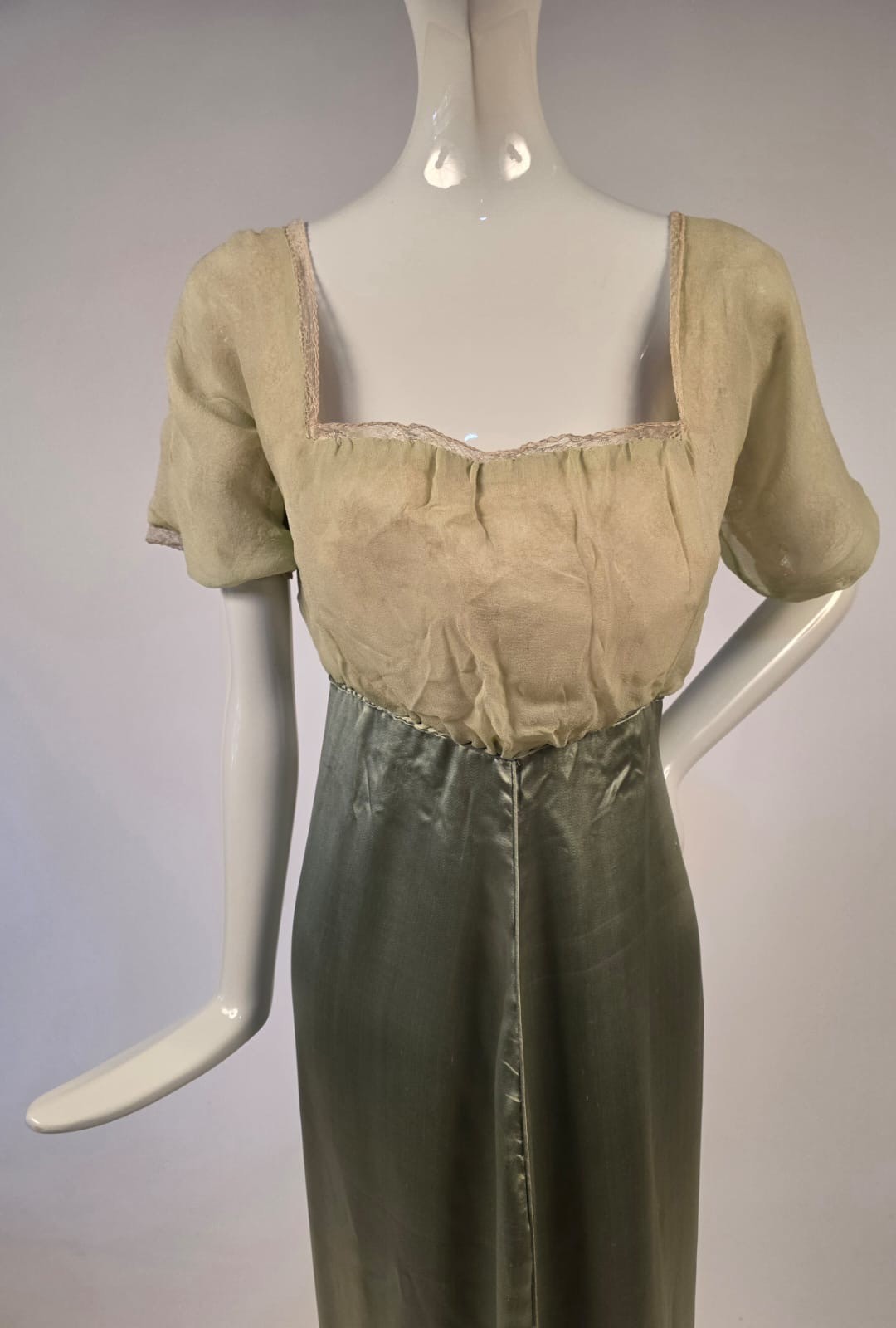 EDWARDIAN 1913 LIBERTY OF LONDON SILK SATIN + CHIFFON GOWN DRESS W TRAIN 