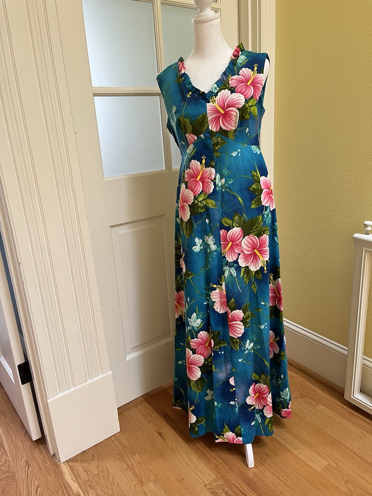 Vtg 60s Hukilau Fashions Hawaiian Barkcloth Maxi Dress 10 Hibiscus Pink Blue S M