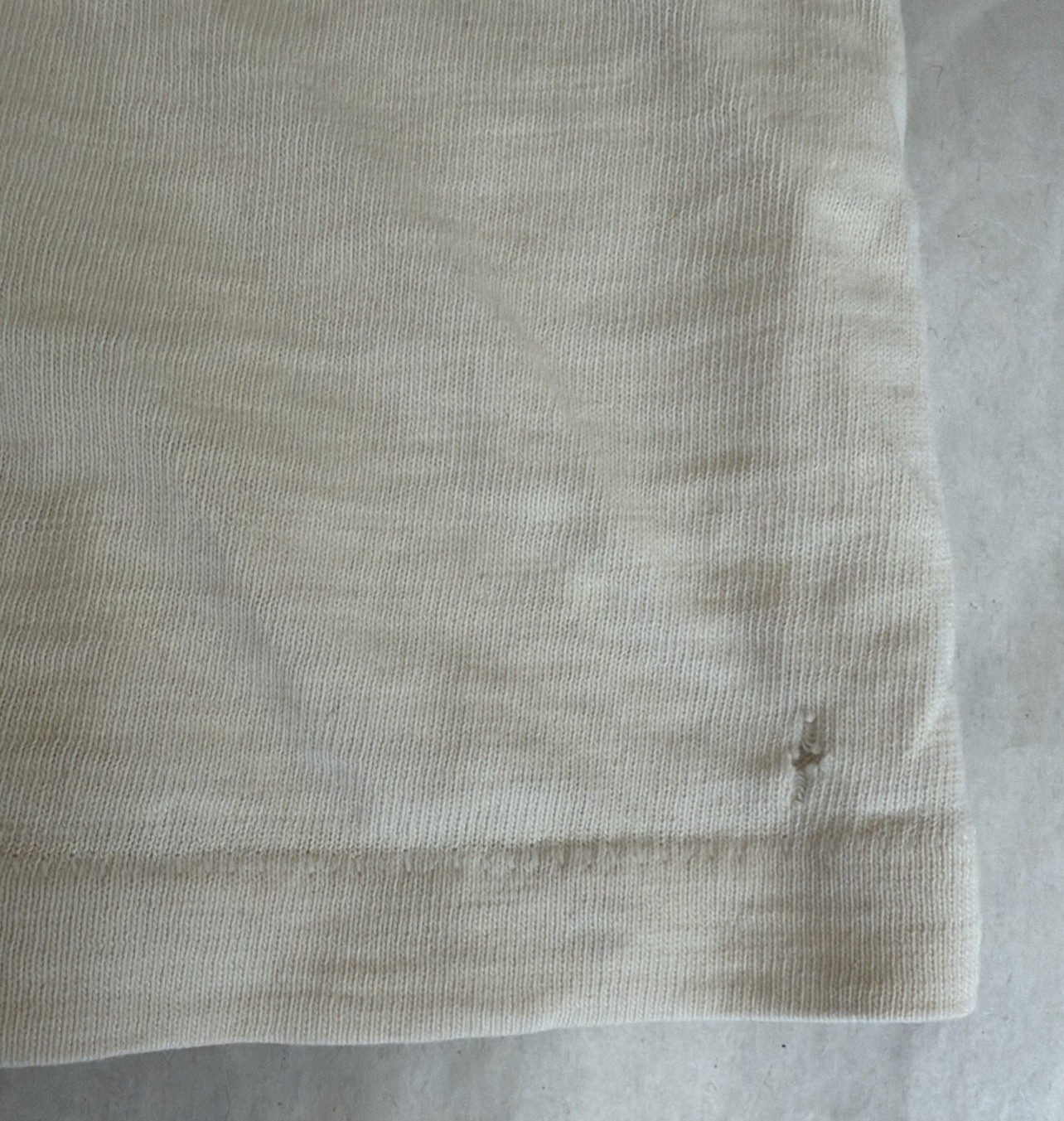 Vtg 80’s Oneita Power-T Stanford Farm Animal Size XL Cream Single Stitch T-shirt