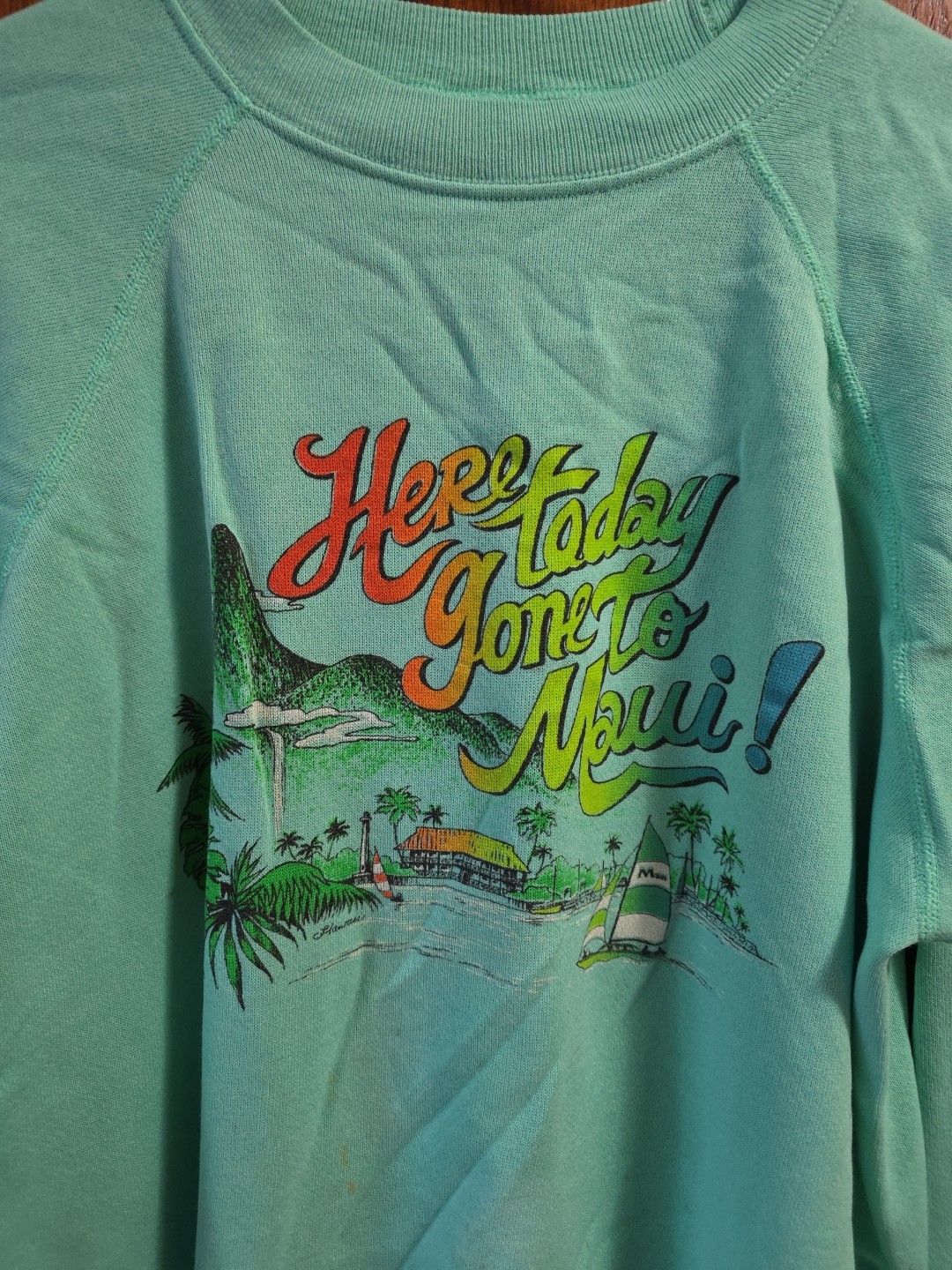 VTG 'Here Today, Gone To Maui!’ Crewneck Hanes Sweater Sz L (42-44) **SEE PICS**