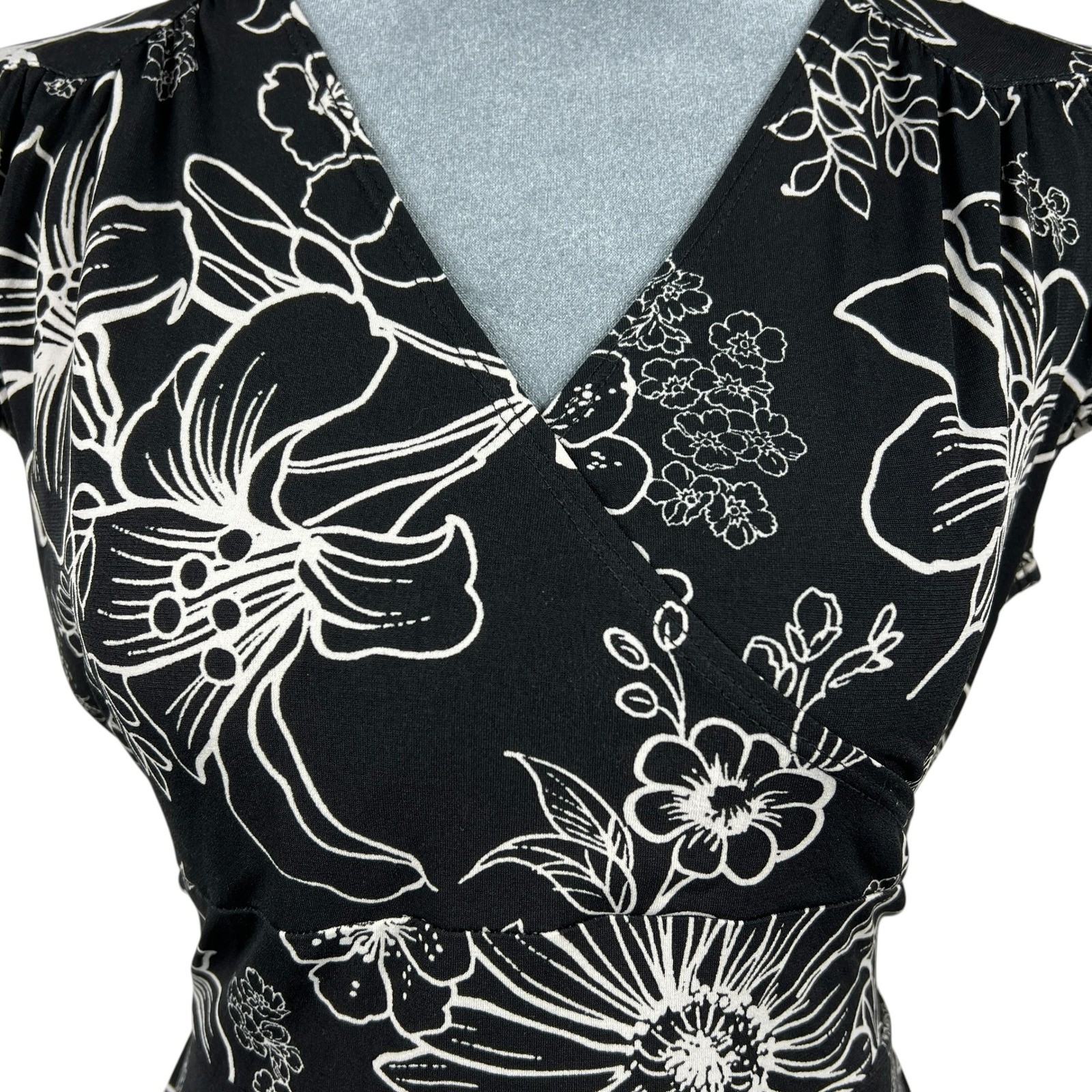 Vintage Y2K Floral Mock Wrap Midi Dress 11/12 Black White Tie Back Empire Waist