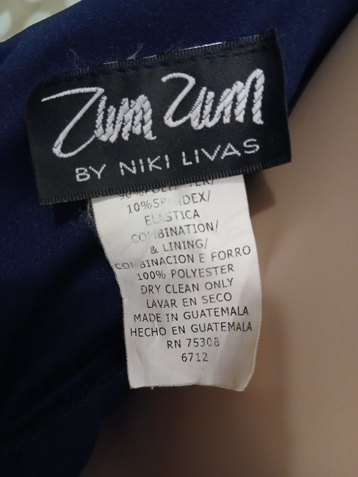 Zum Zum, By Niki Livas
