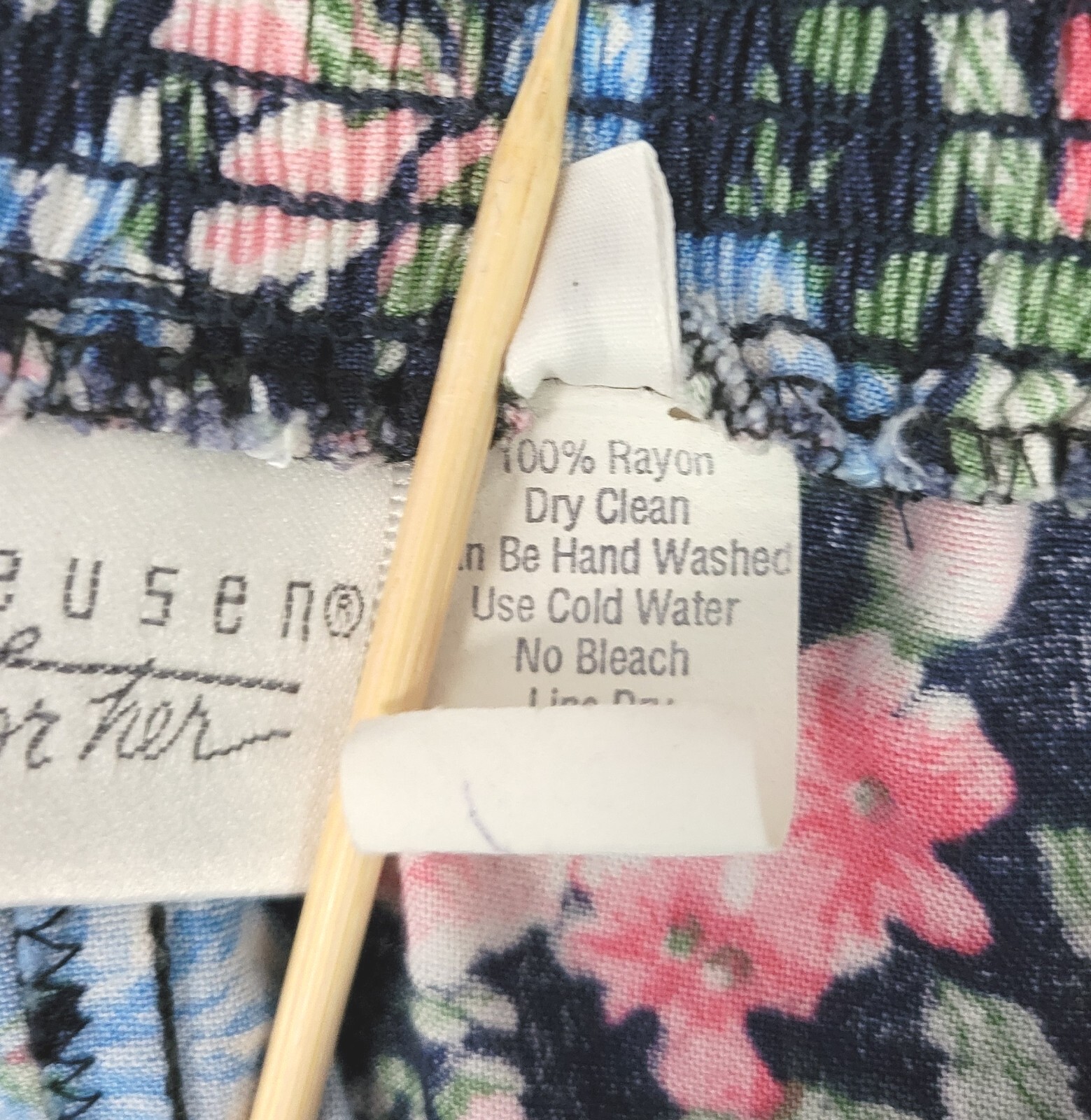 Vtg Van Heusen for Her Blue Floral Skirt w Front Band & Elastic Back Size 10
