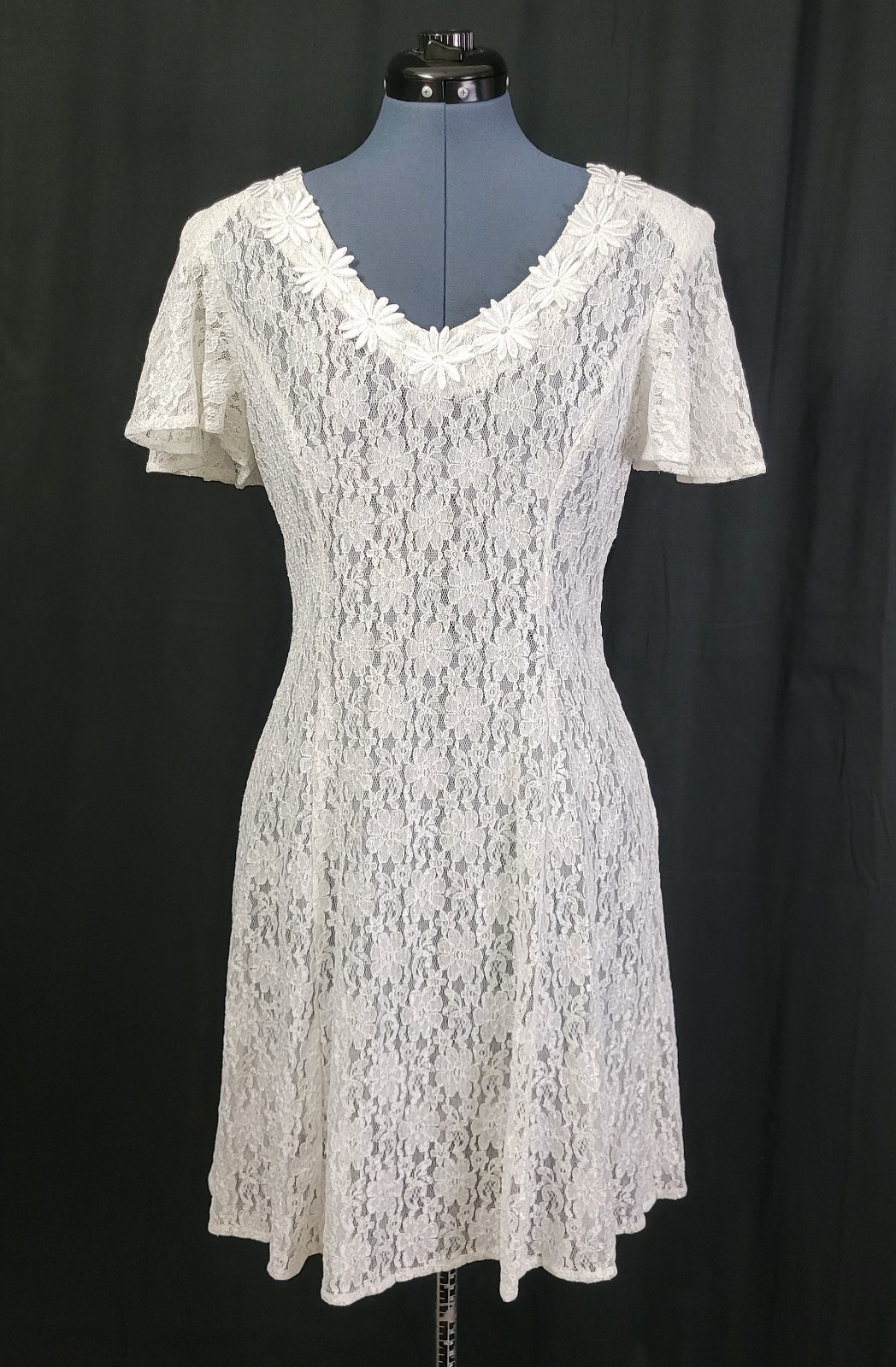 Vtg Dawn Joy Fashions White Lace Fit & Flare Dress w Flutter Sleeves Size 9/10