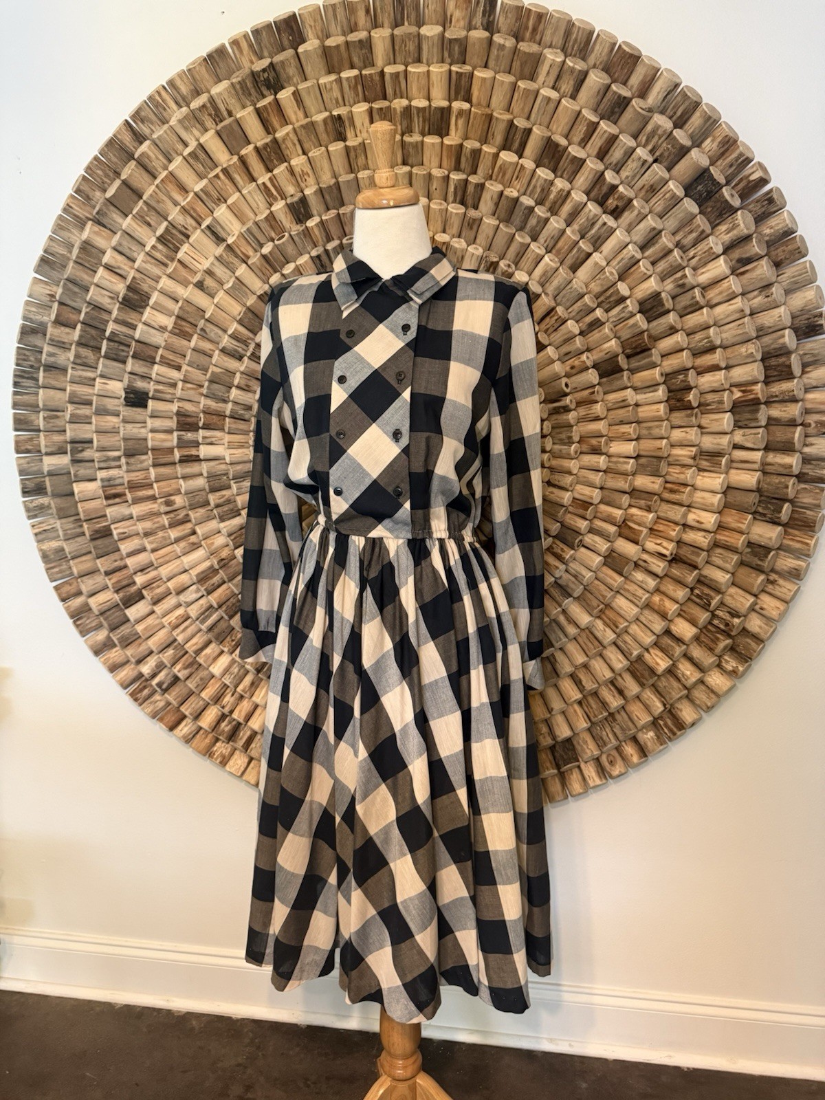 This J.C. Penny dress is from the mid. 1970’s. Light weight