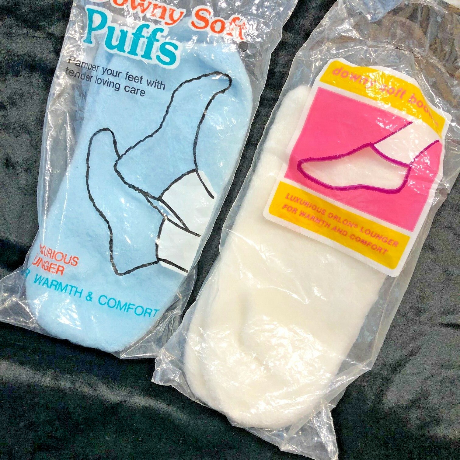 VTG Acrylic Booties Socks Women’s 2 Pair Fuzzy Stretch Low 1970s Blu White NEW