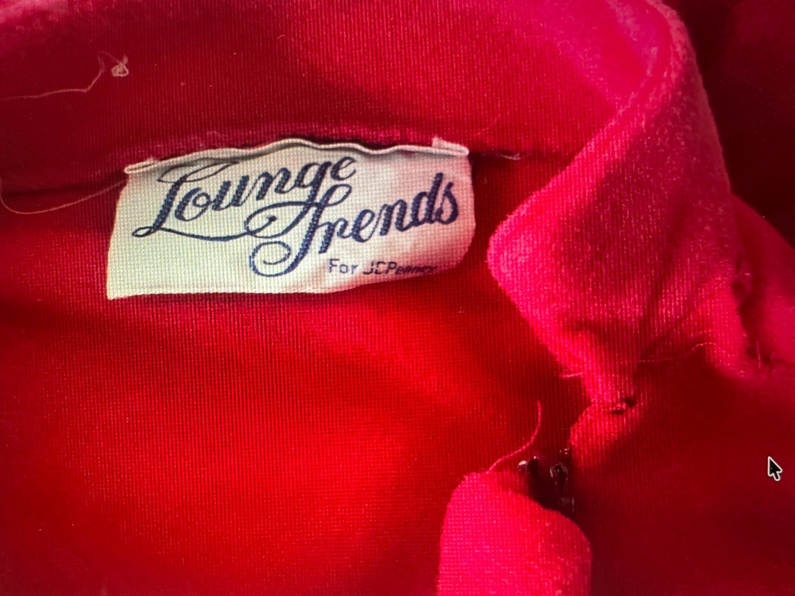 Vintage 1970s Deep Pink Velour and Satin Zipper Front Robe Lounge Trends