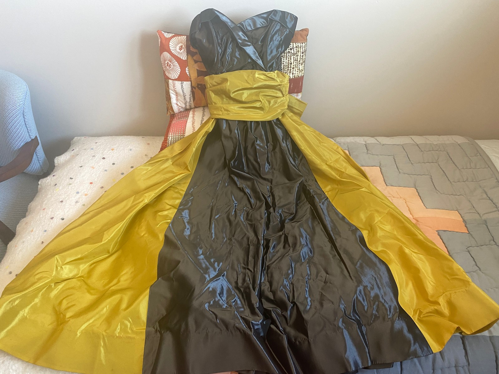 Vintage 1950s Holt Renfrew gray and gold taffeta gown with matching bolero