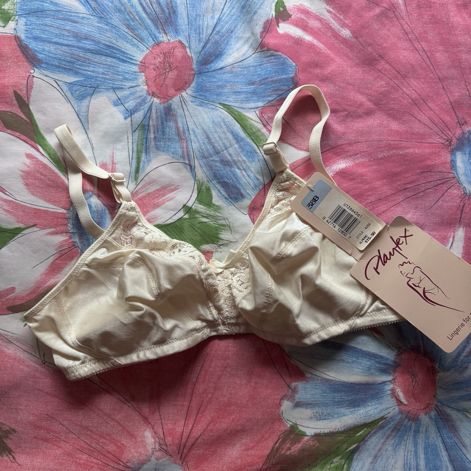 Vintage 1990s Deadstock Playtex Secrets 38B Bra – Lace Almond