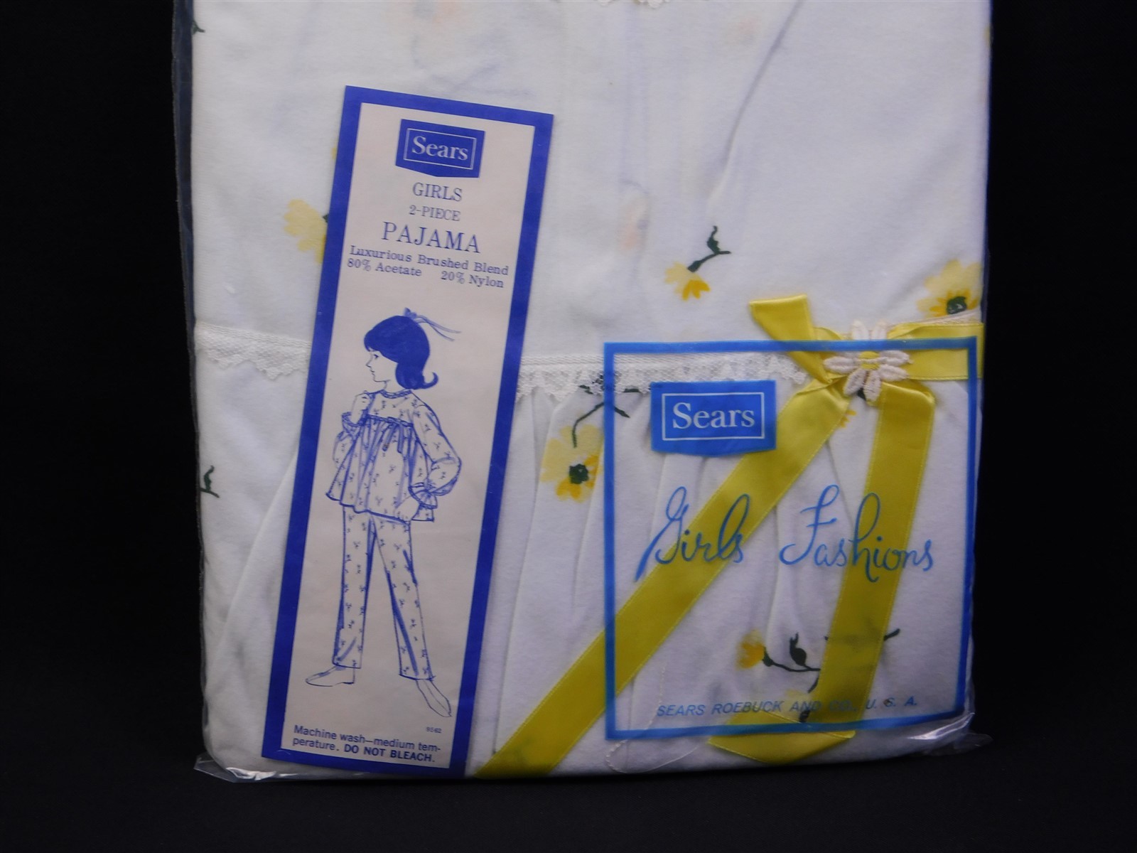 NIP Girl’s 2 Pcs Vtg Sears 1960’s White & Yellow Flowers Pajamas Sz 12