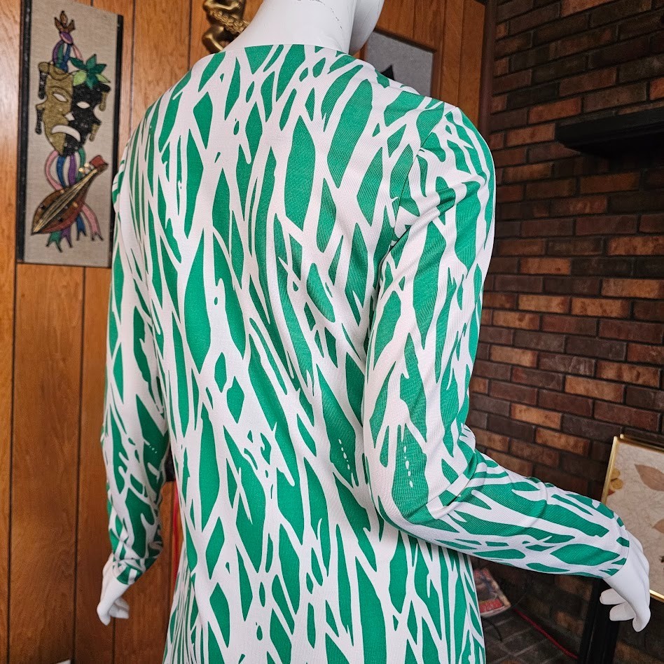 Vtg 90s Diane von Furstenberg Reina Long Sleeve Green Twig Heritage Dress M/L