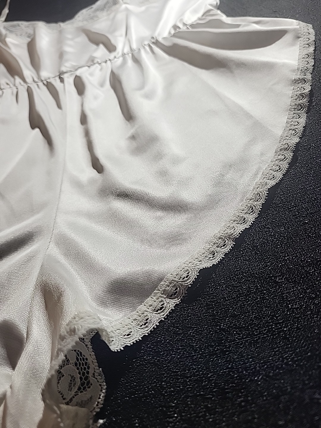 Vtg Antron III Nylon Teddy Snap Crotch Wide Front Lace Trim Size 26W-28W 03182