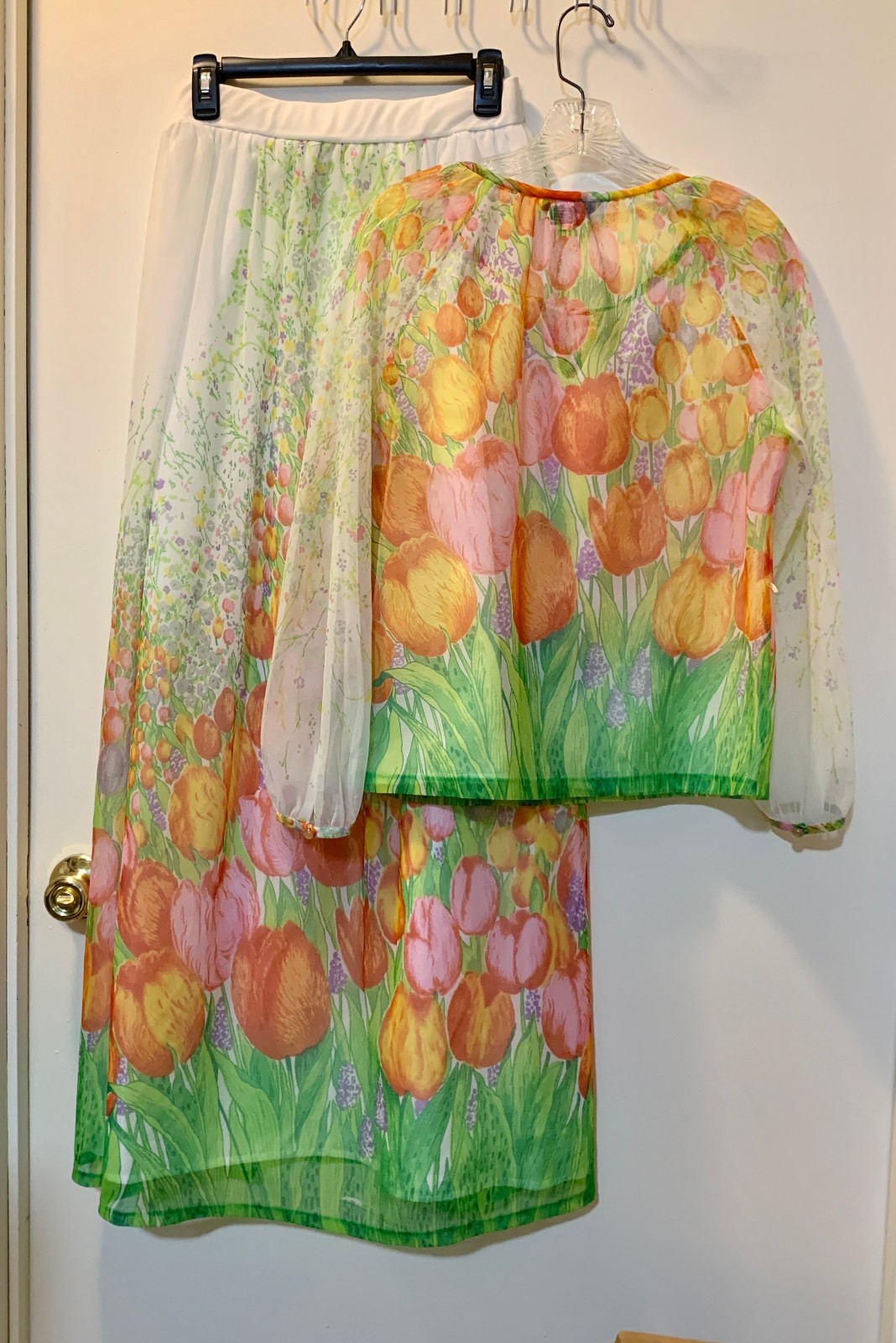 Vintage Wilroy Traveller Sheer Tulip Floral Garden Blouse & Maxi Skirt – 1960’s