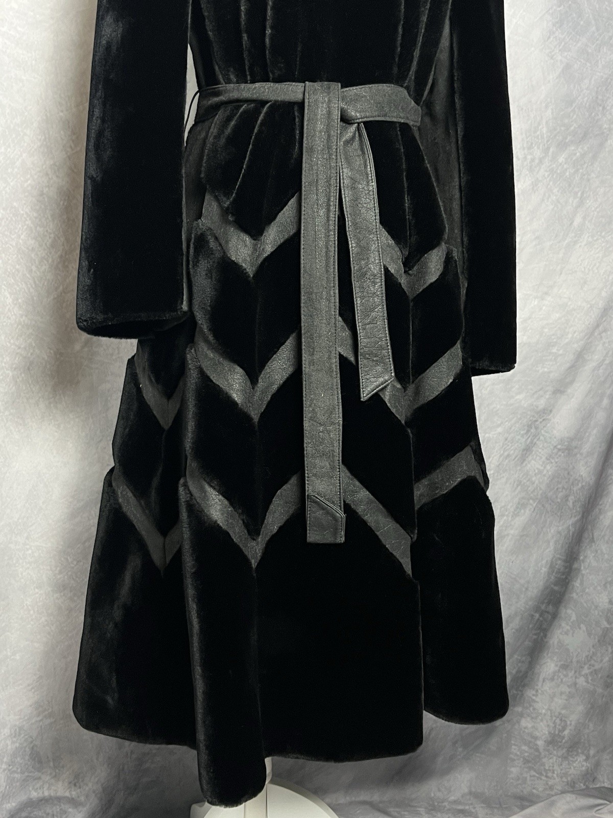 Vintage 1970s Borgazia Black Plush Faux Fur Chevron Pattern Belted Coat S/M