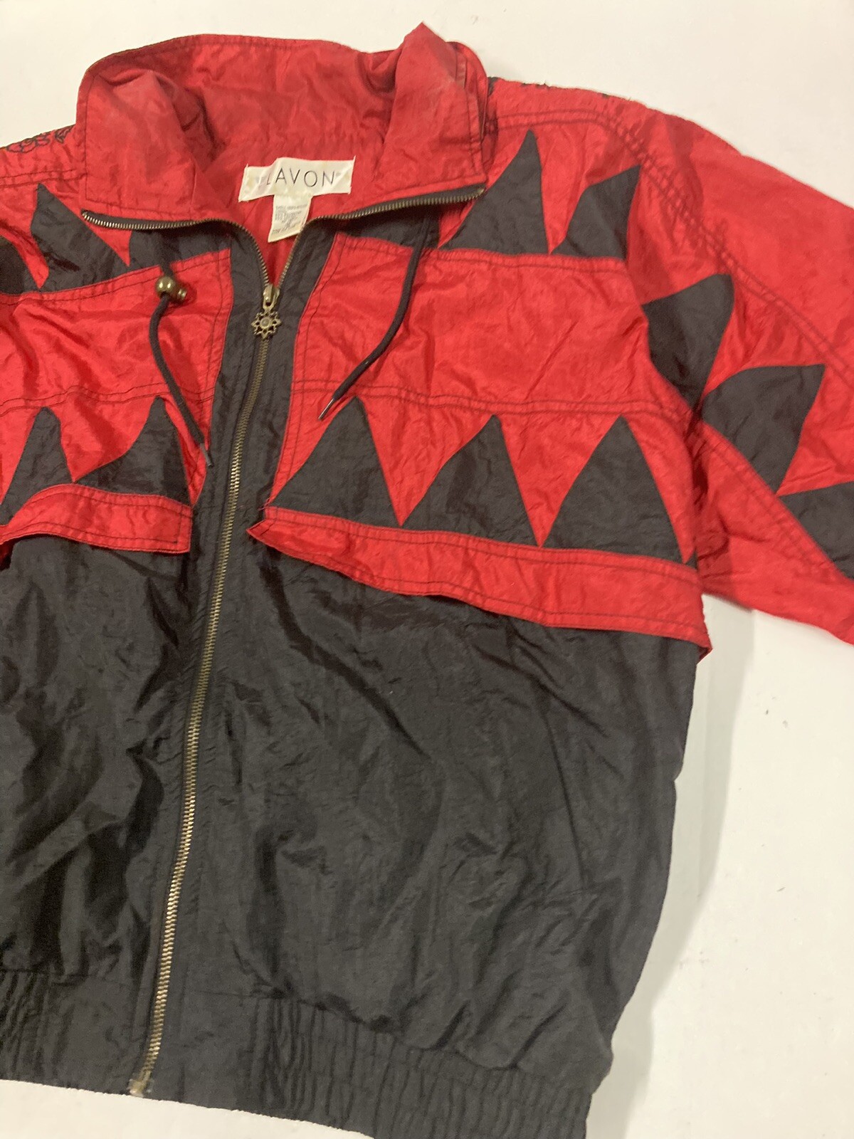 Vintage 90s Lavon Women’s Red/Black Flower Shoulders Windbreaker Jacket Medium