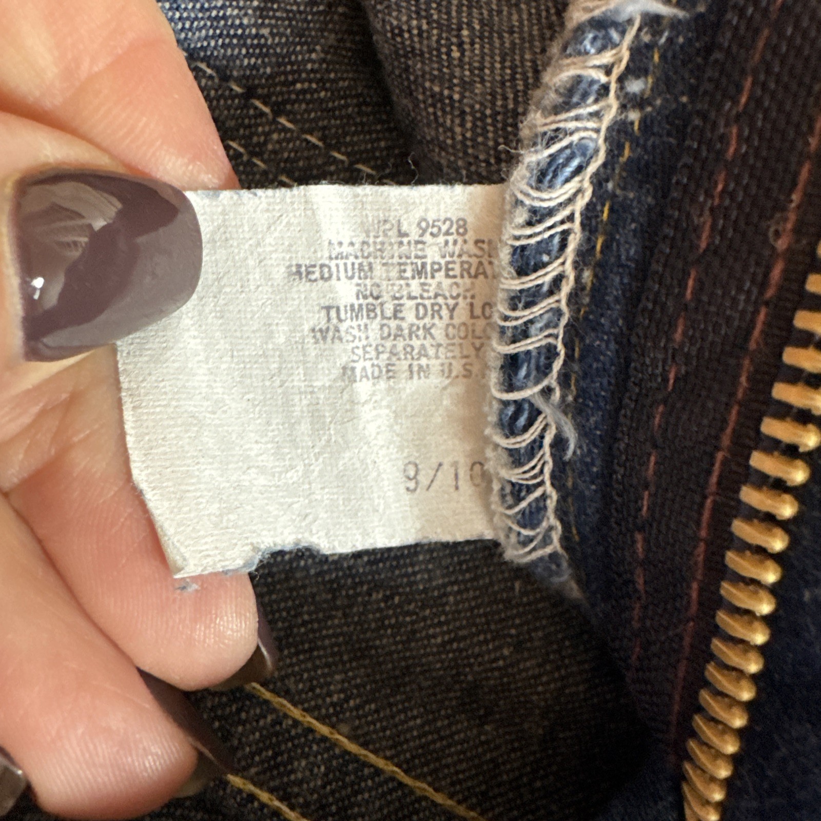 Vintage 70s Live Ins Sz 9 – 24 X 32.5 Embroidered Wide Leg Denim Jeans USA Chic