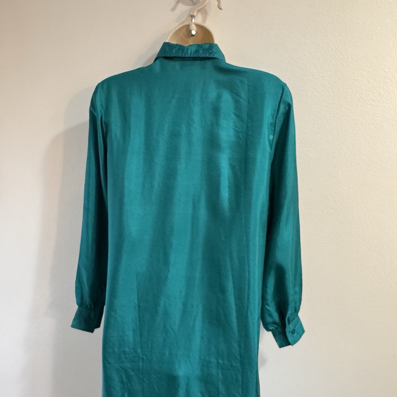 Vintage 80s Shirt Dress Tunic 6P Satin 100% Silk Emerald Green Button Front