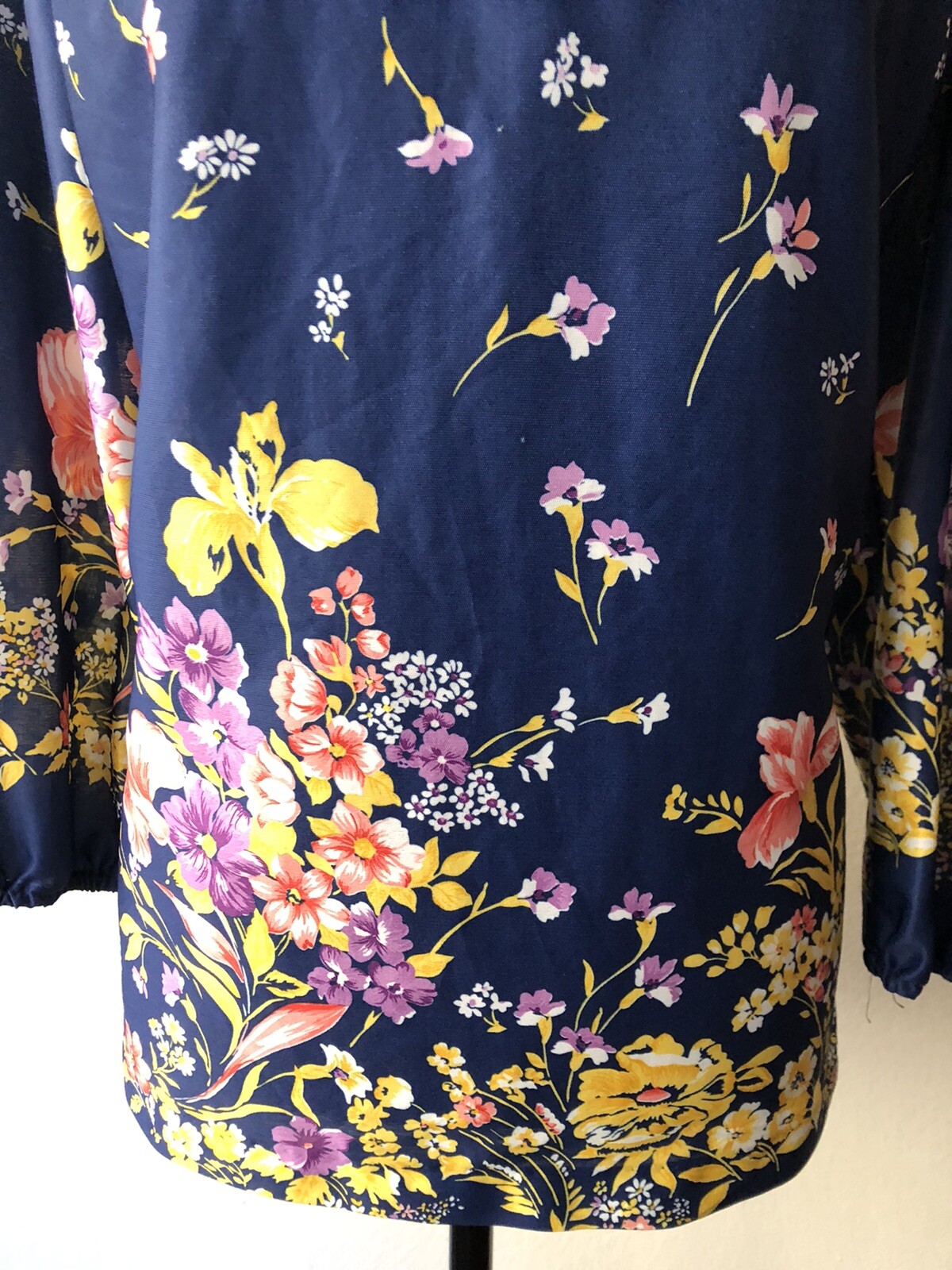 Vintage ‘70s Floral Tunic Top Keyhole Tie Neckline Blue Polyester Retro XL