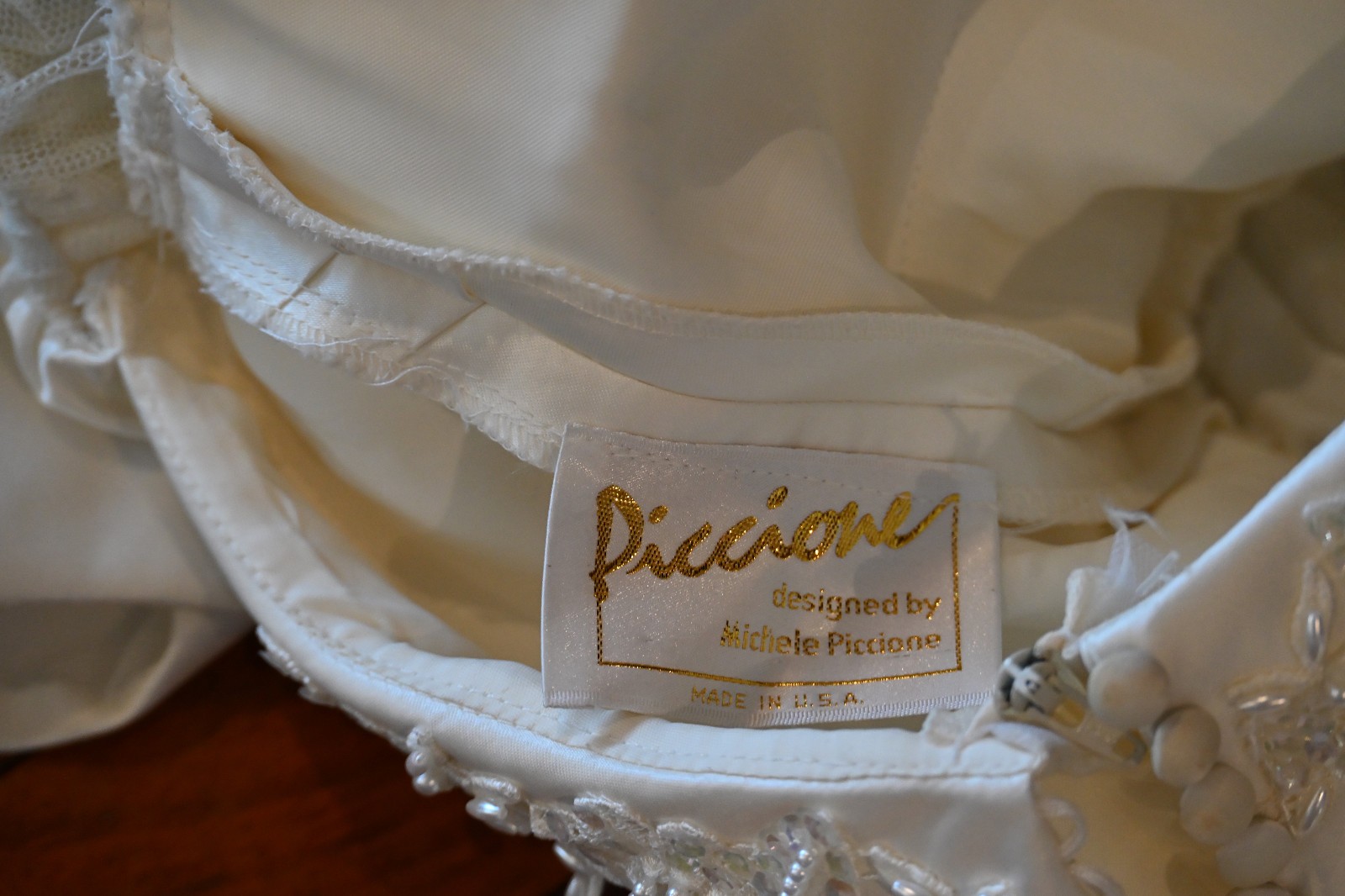 Vintage 80’s Piccione Wedding Dress Puff Sleeves Princess Gown XS Ivory