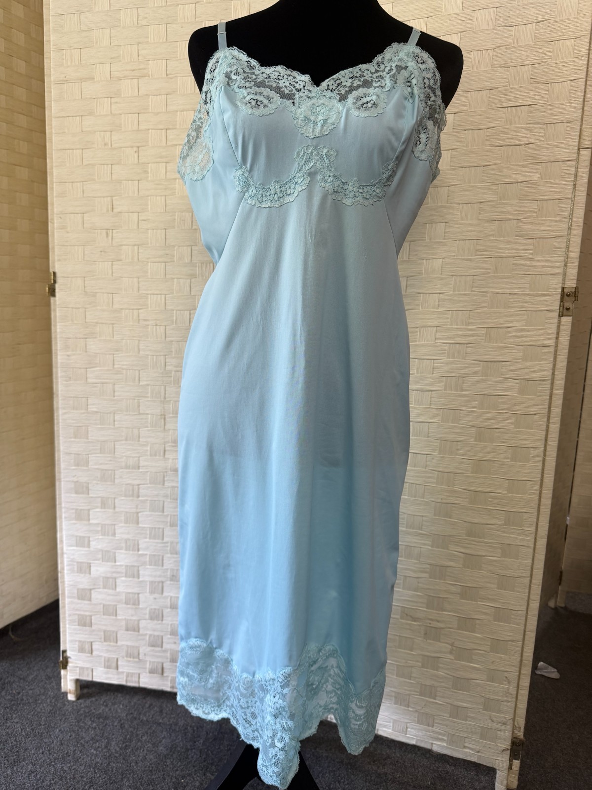Vtg VanRaalte Baby Blue Lacy Full Slip 7 Inch Lace