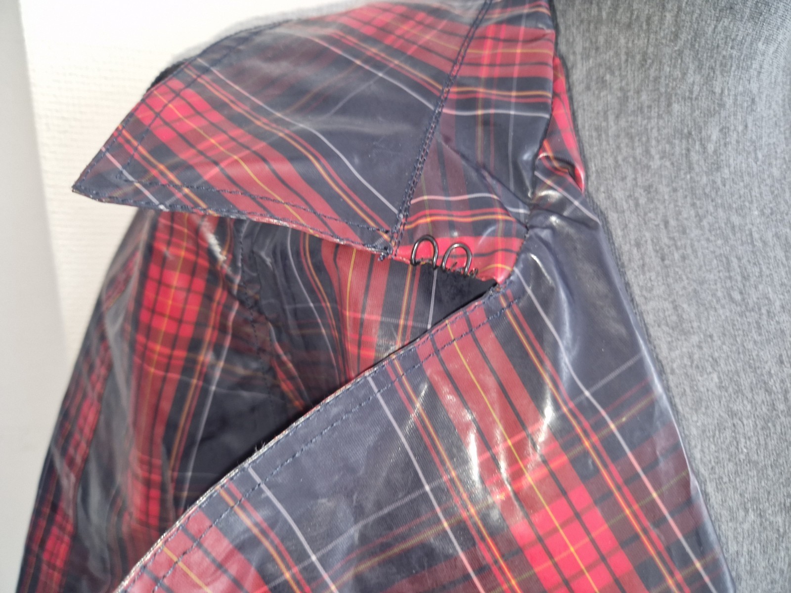 Raincoat-True Vintage-Plaid-Size 40-70s-Recycled Charlotte Eskildsen