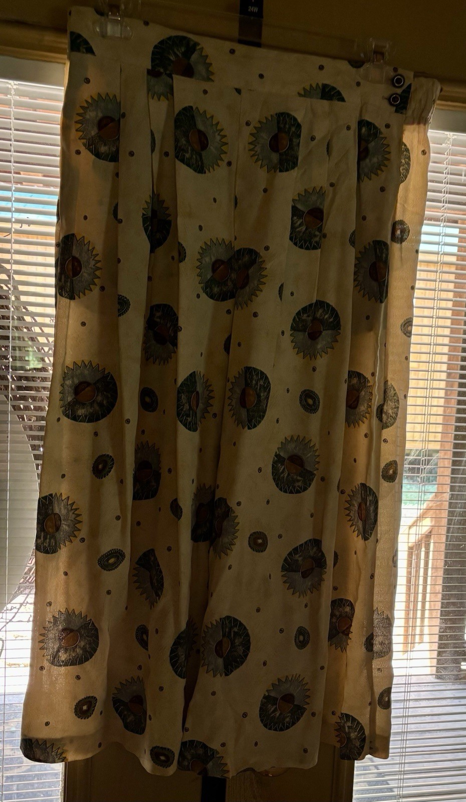 VTG AKF New York High Waisted Celestial Design Culotte Pant Rayon USA Made Sz M