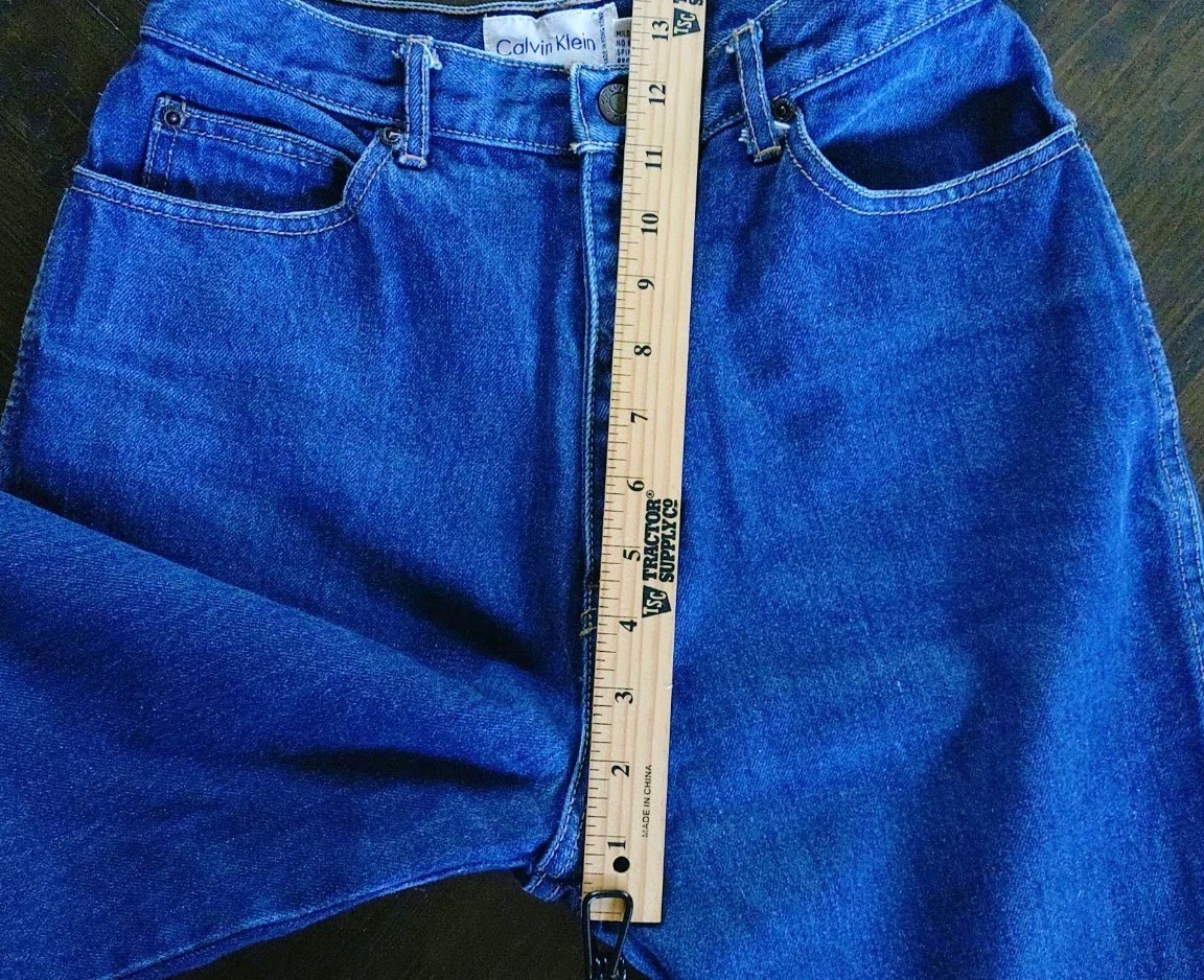 Vintage Calvin Klein Jeans 27 Inch Waist 100% Cotton Straight Leg High Rise EUC