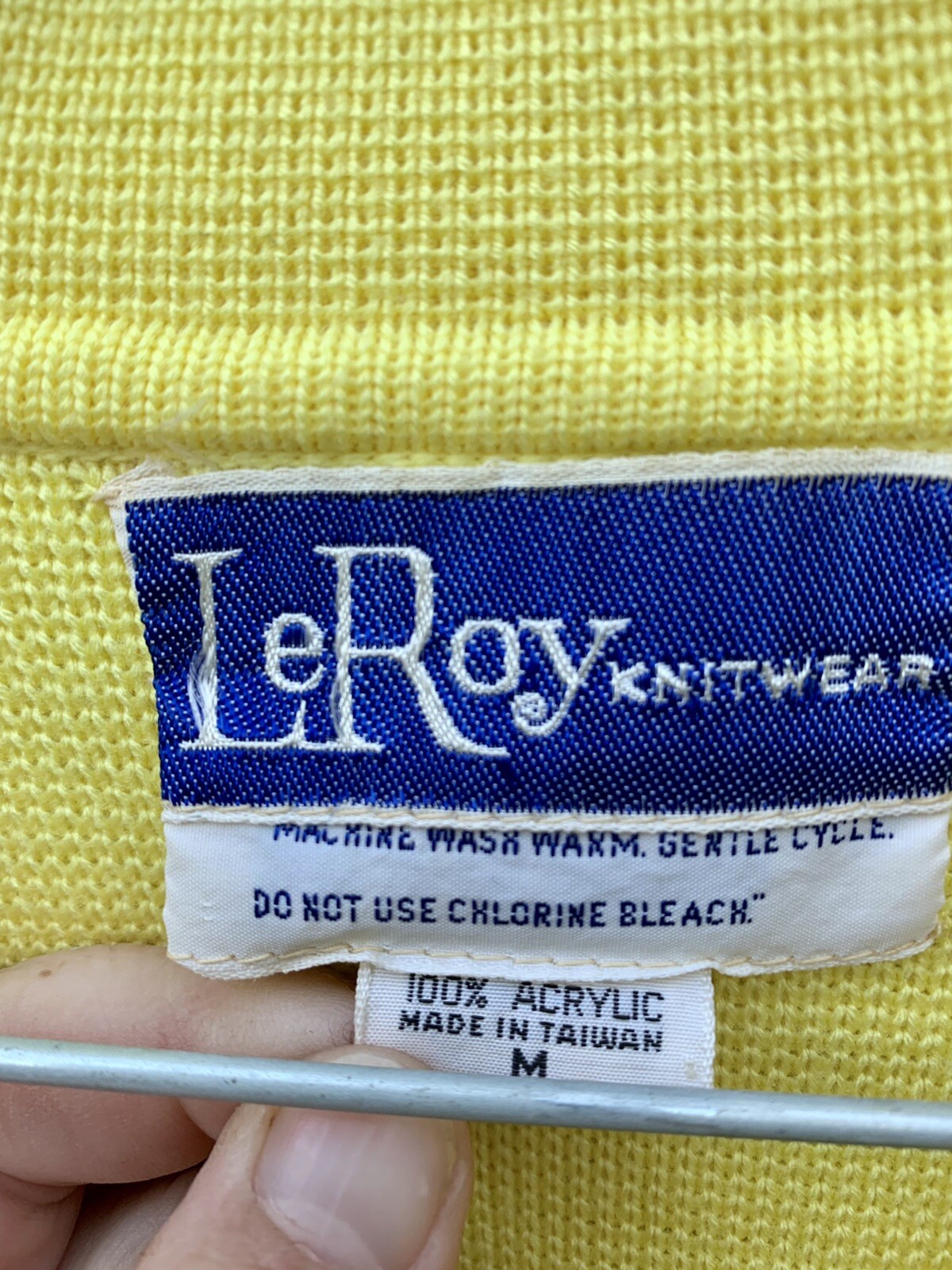 Vintage Woman’s Yellow Le Roy Knitwear Sweater Size Medium