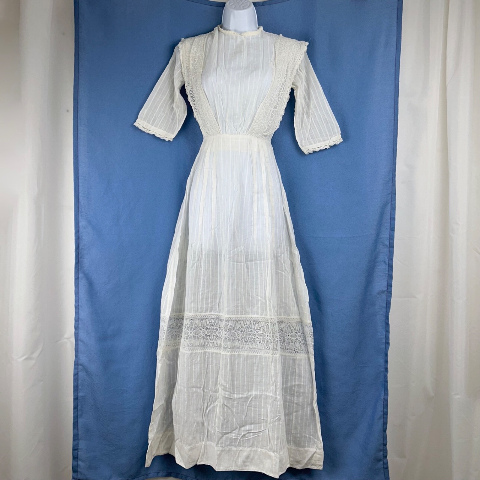 Antique Early 20th Century Sheer White Cotton Tea Gown Pintuck Pleats, Lace