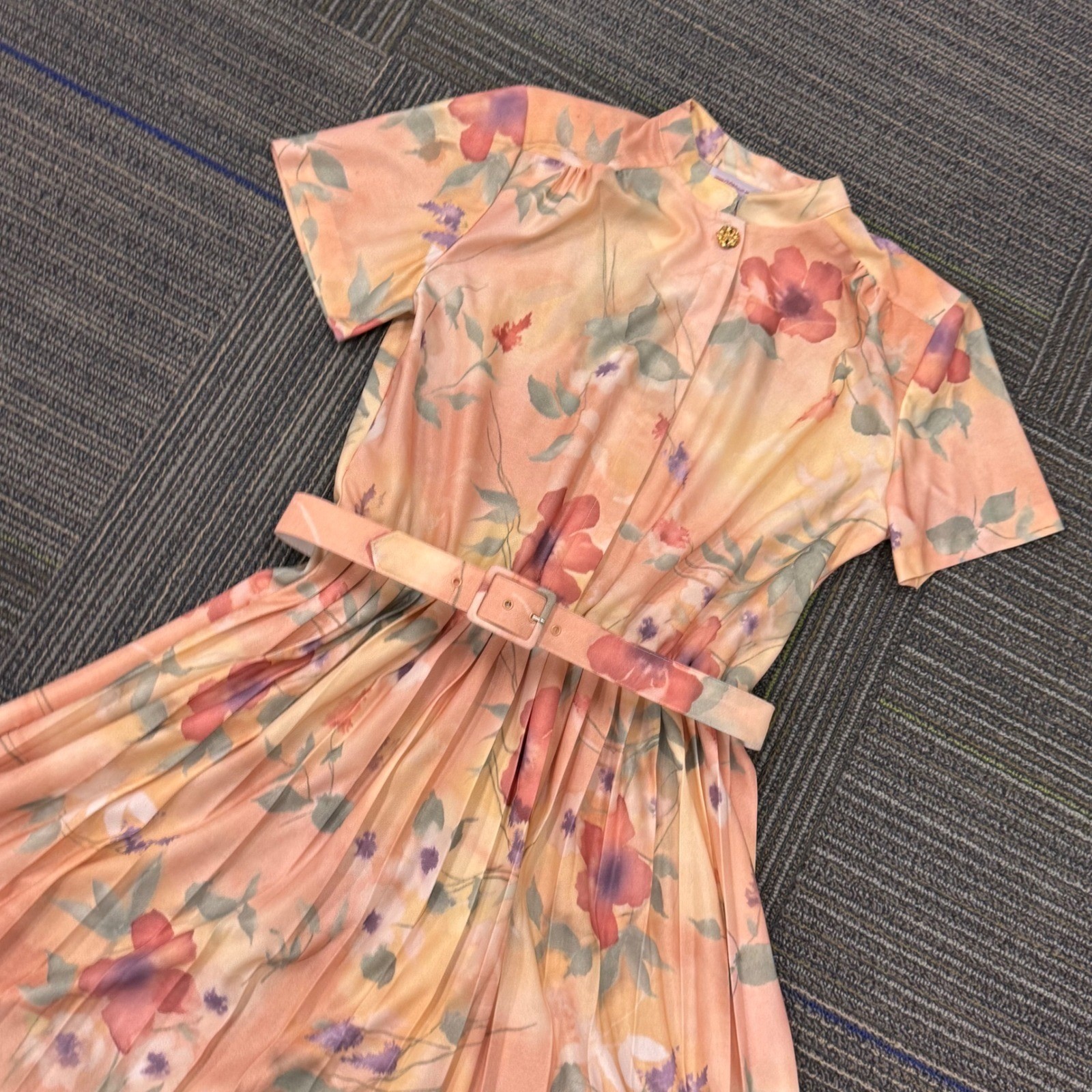 California Looks Floral Midi Dress Womens M Peach Vintage 80s Belted Pleated Exc