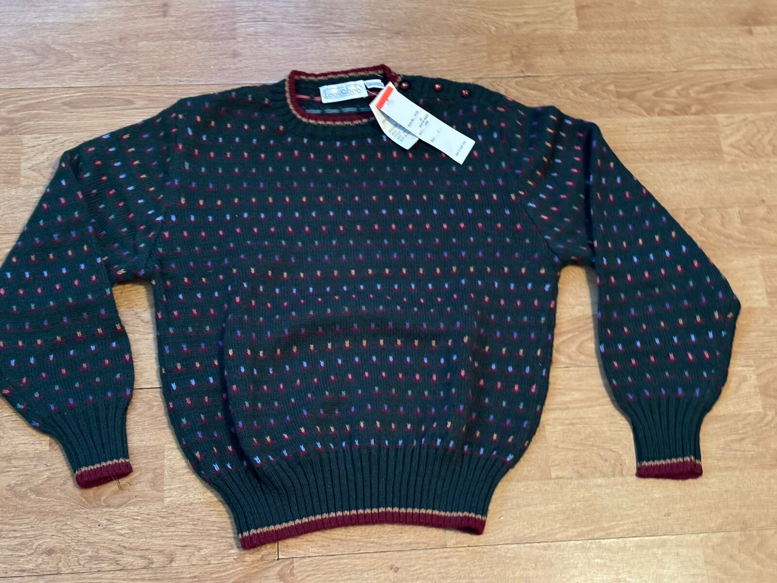 Vintage Loo & Boo Women’s Hunter Green Sweater 90’s -Shoulder Buttons NOS