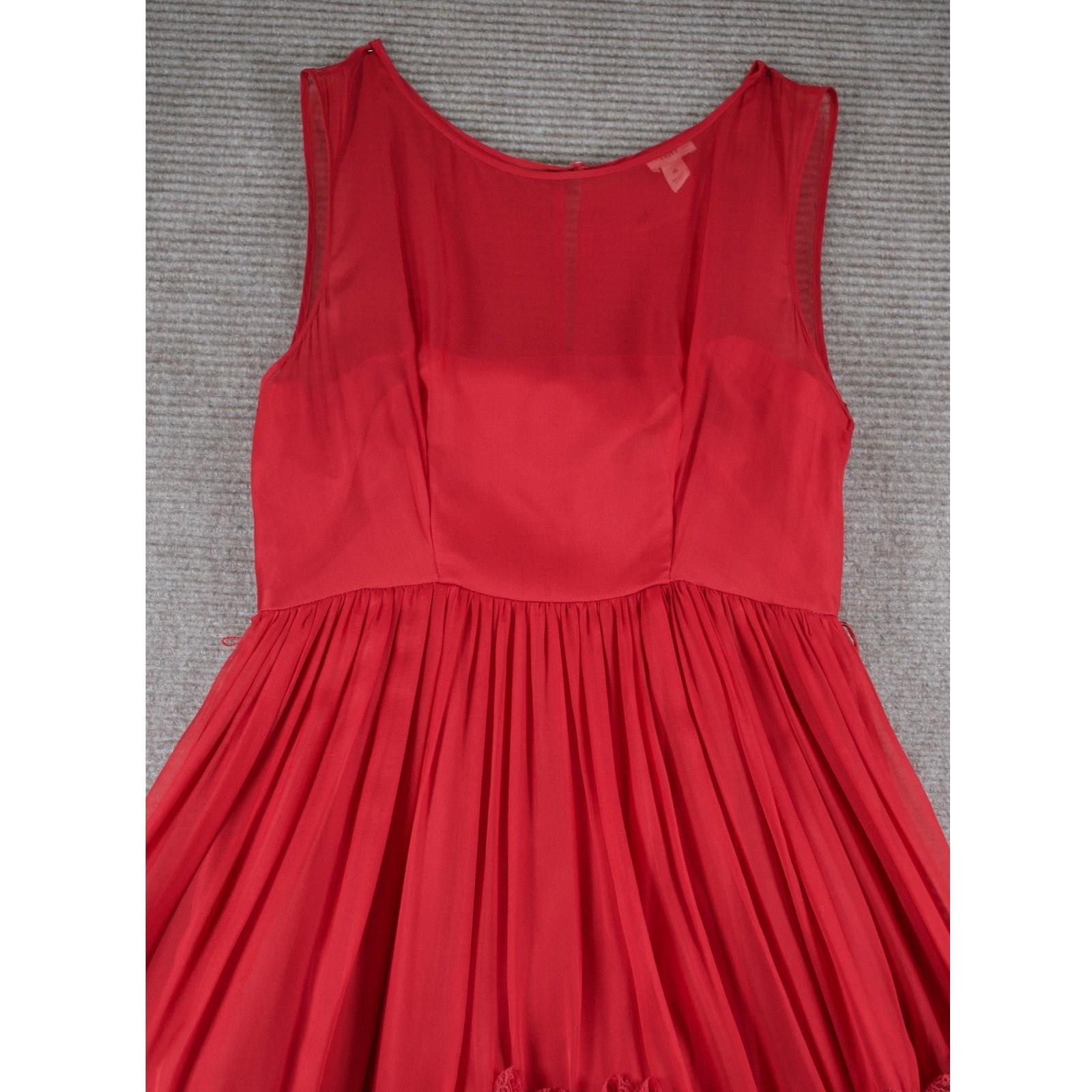 Anthropologie Tiny Caridad Ruffled Dress Red Rosette Mesh Flaw Size 4 16x26x41