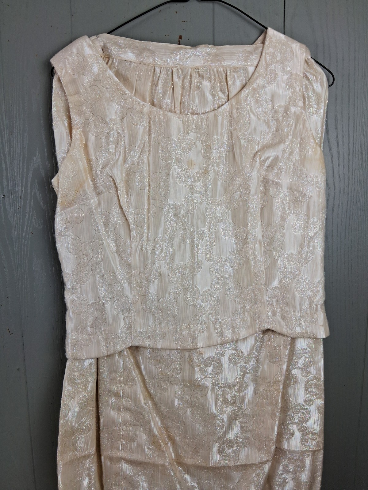 Vintage Mid Century Jaquard Skirt Jacket Set SMALL Iridescent Cream 3pc Flawed