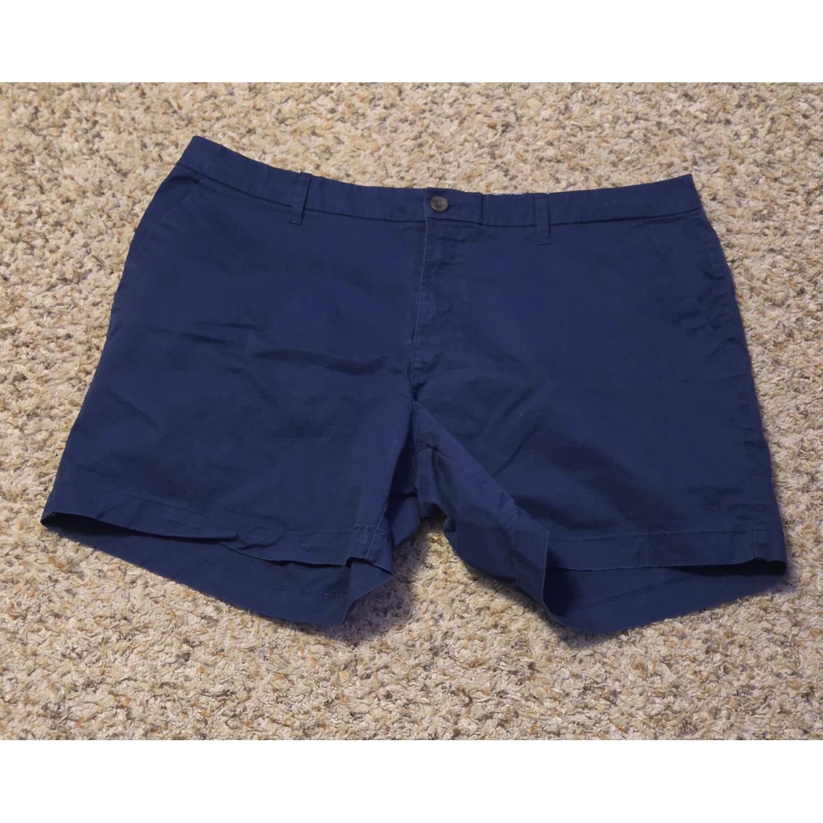 Old Navy Chino Shorts Women’s Size 16 Navy