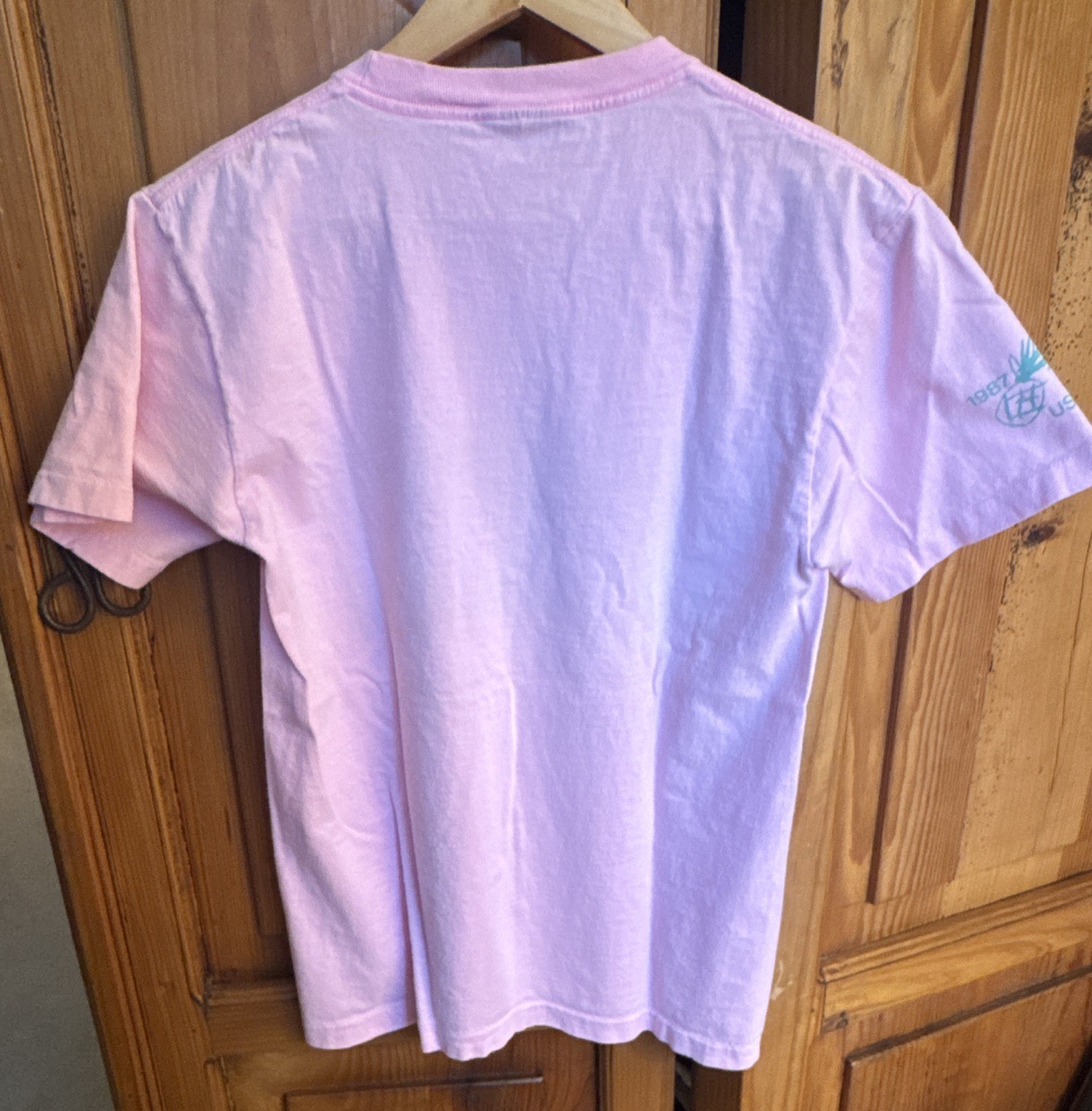 Vintage 1987 Coors International Bicycle Classic Pink Graphic Tee Short Sleeve