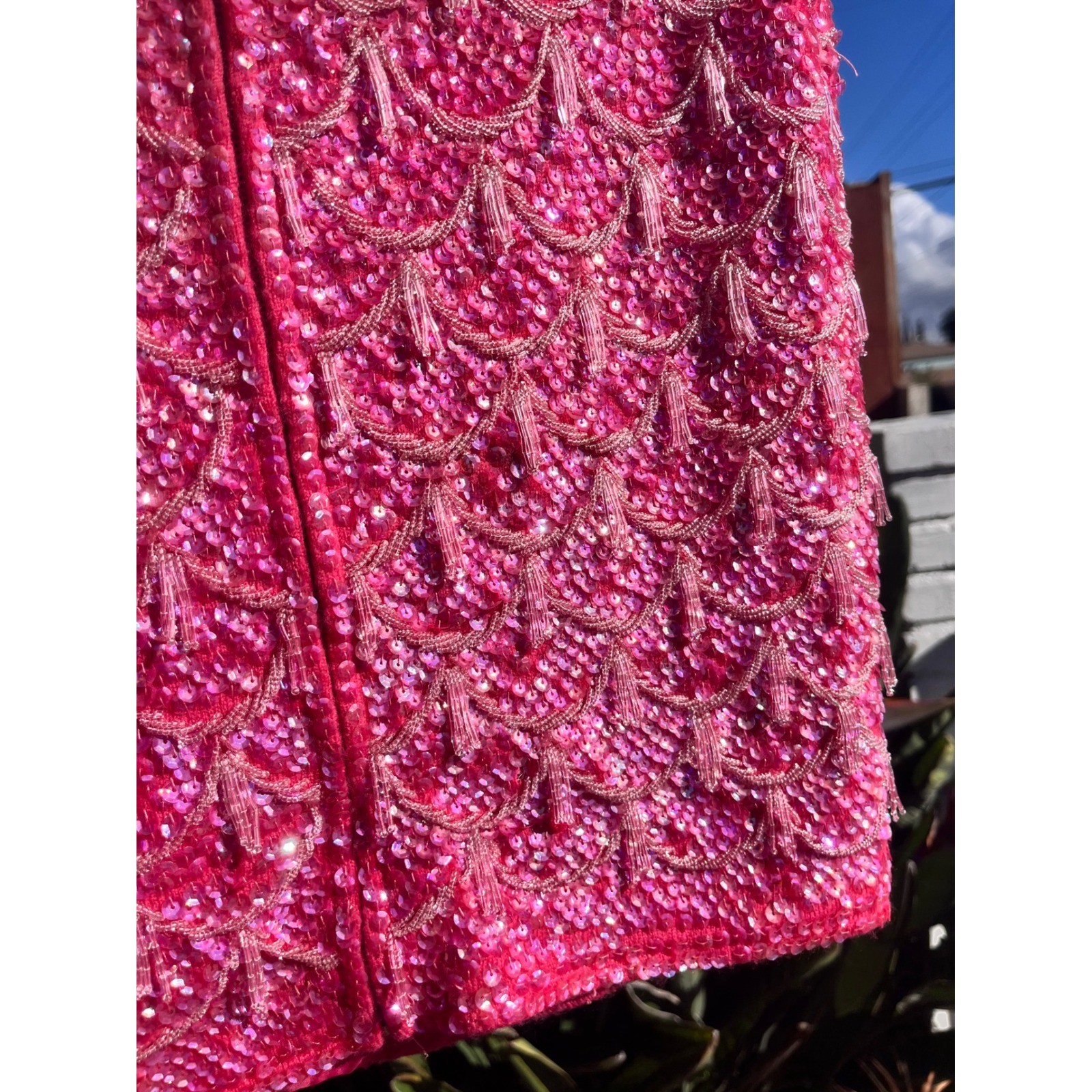 Sequin Tassel Zephyr Wool Vintage Med Hot Pink Mermaid Scale Beaded Tank Top