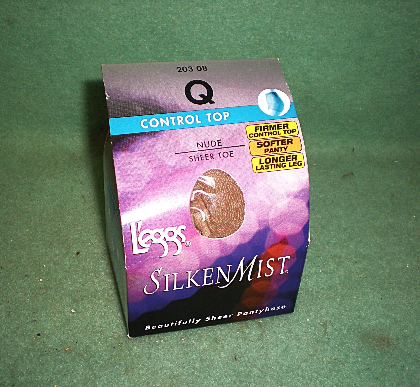 Leggs Silken Mist Control Top Nude Pantyhose Size Q