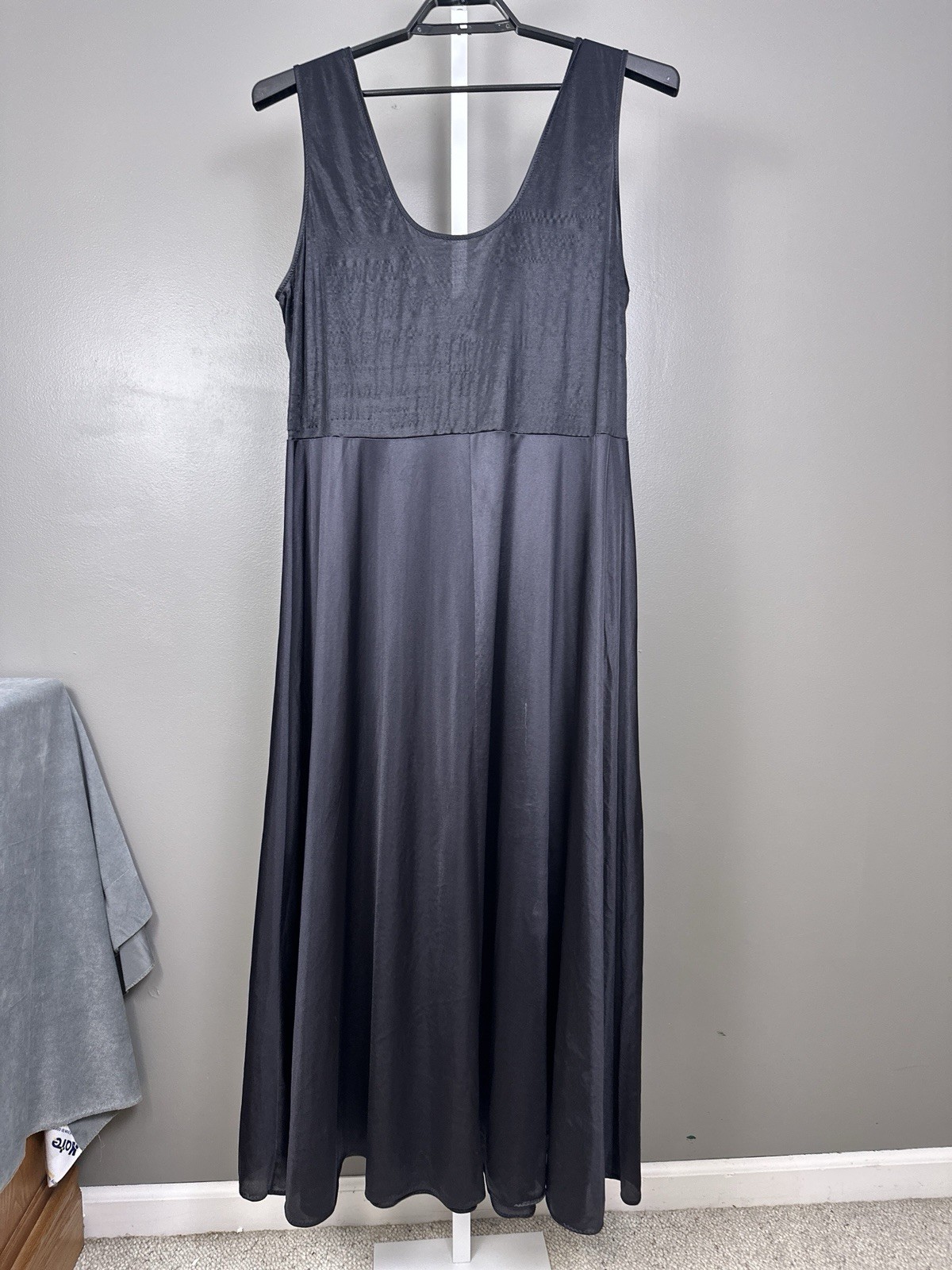 Vintage Plus Size Black Nylon Nightgown Full Sweep Silky Loungewear 2X 3X?